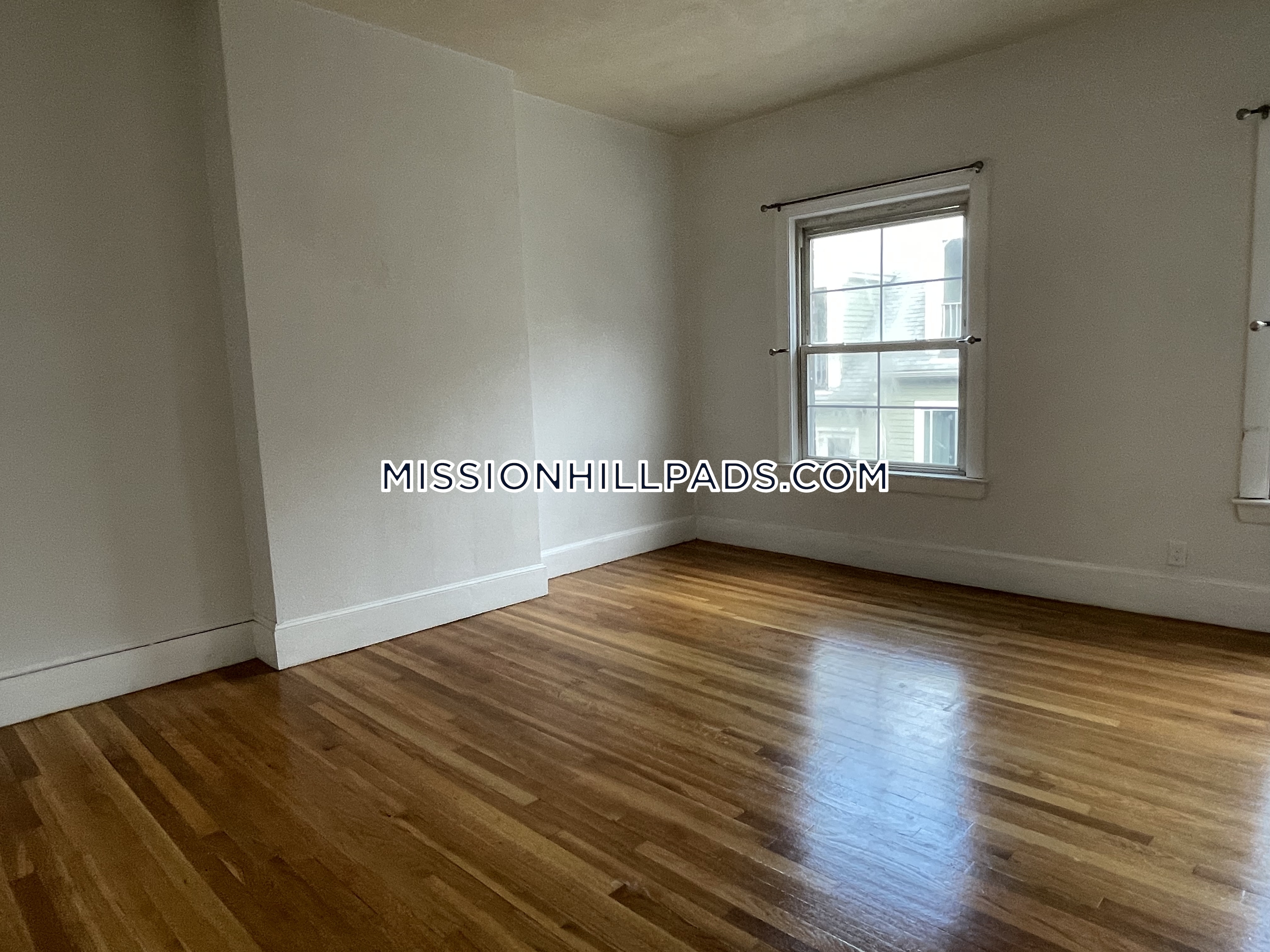 8 Sewall St, Mission Hill