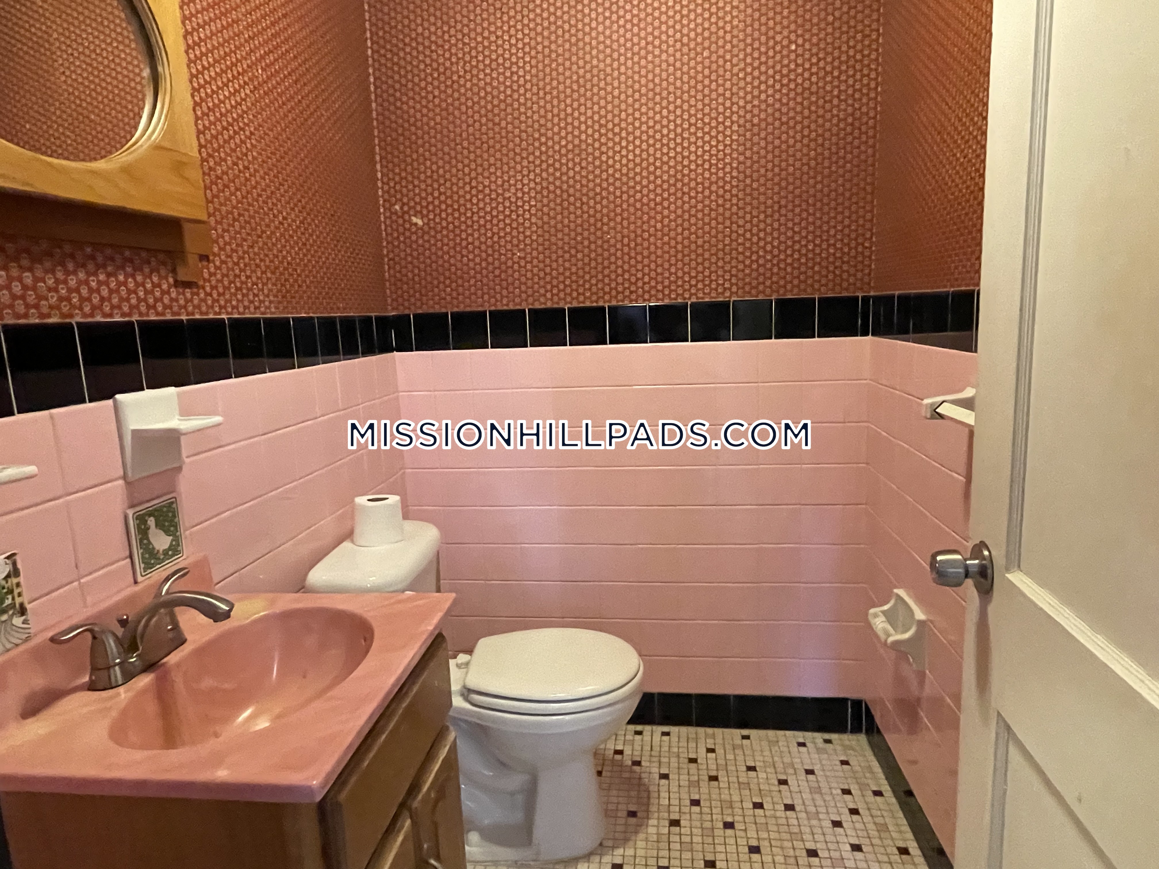 8 Sewall St, Mission Hill