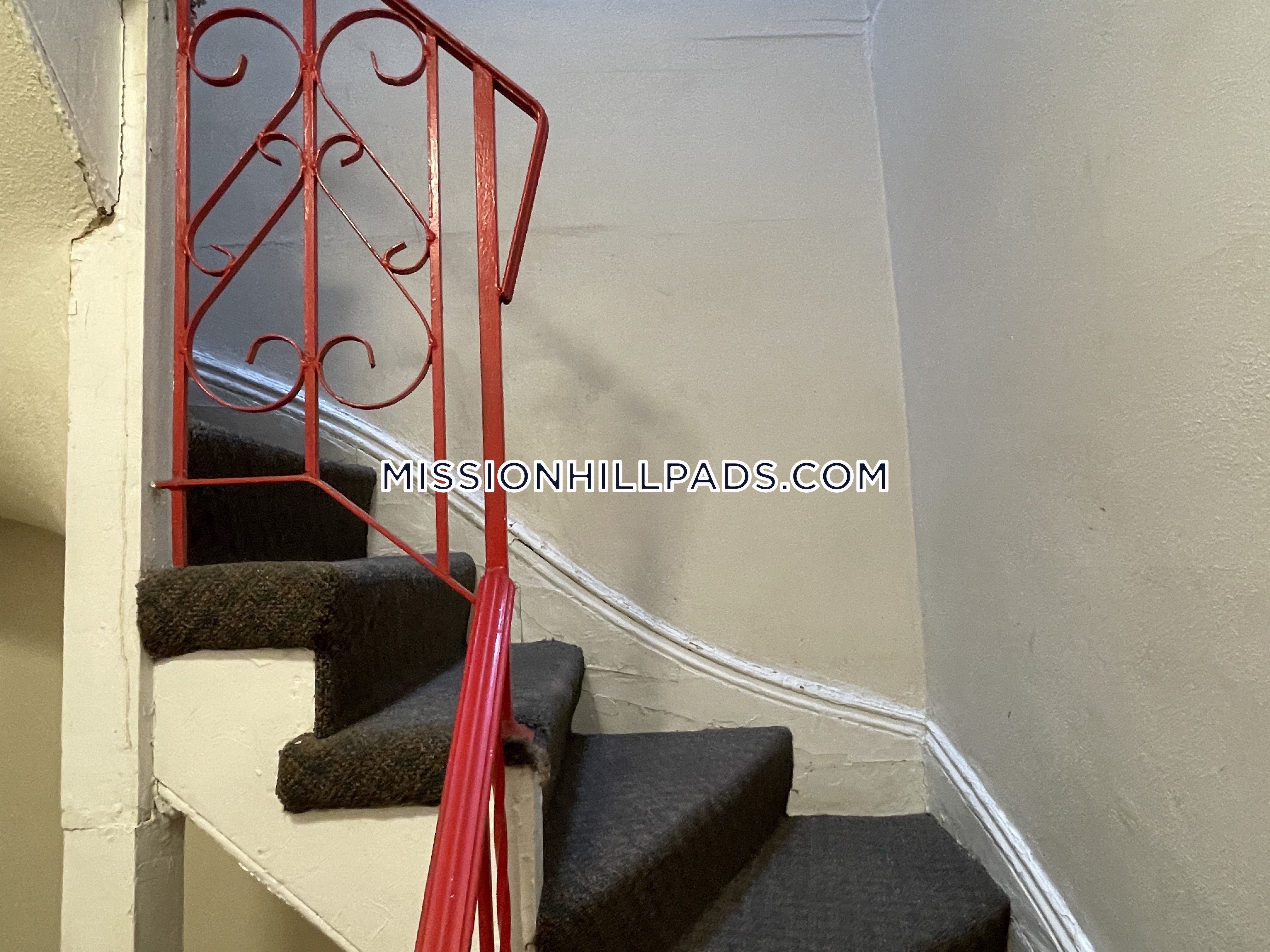 8 Sewall St, Mission Hill