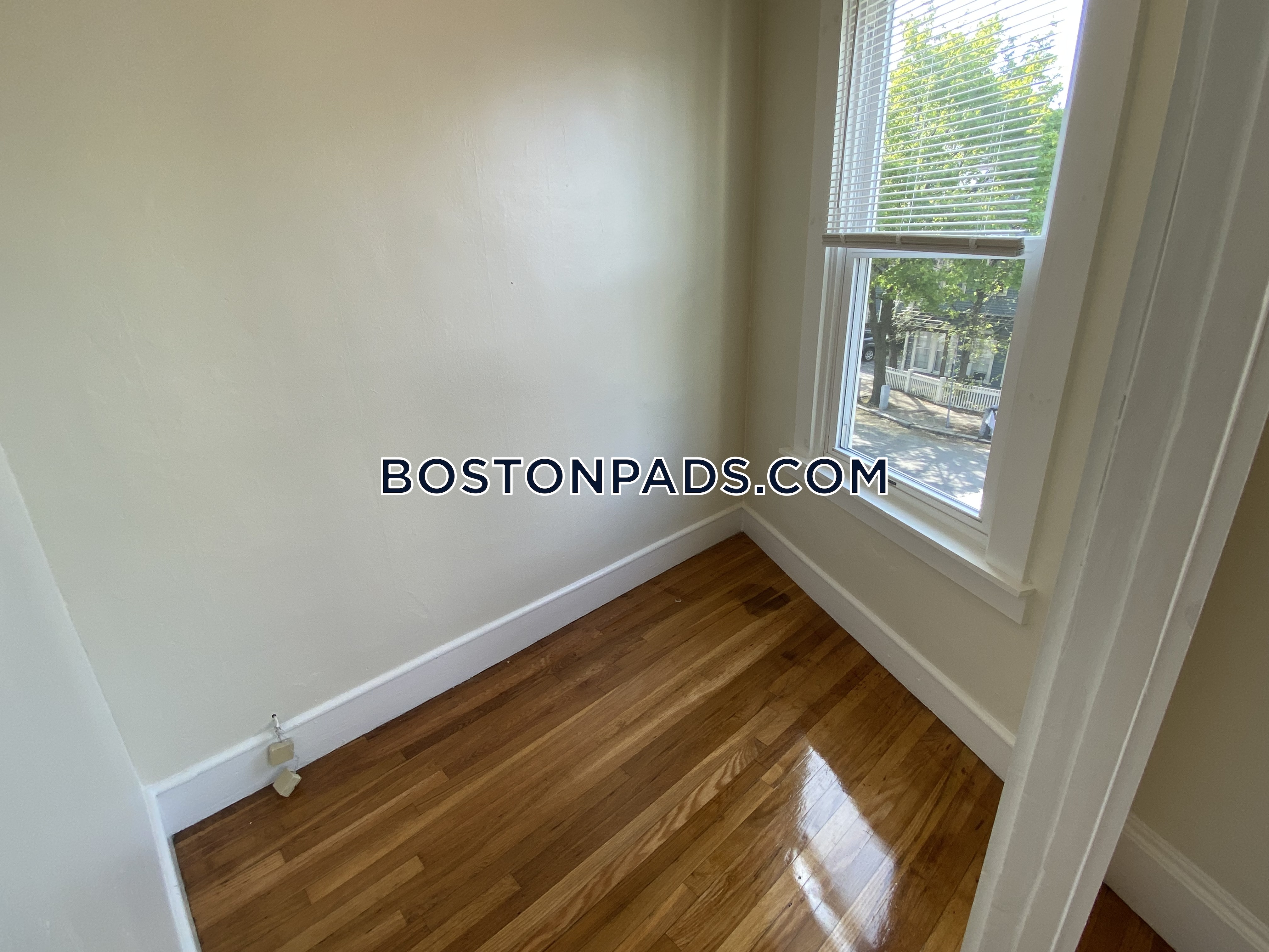 100 River St, Cambridgeport