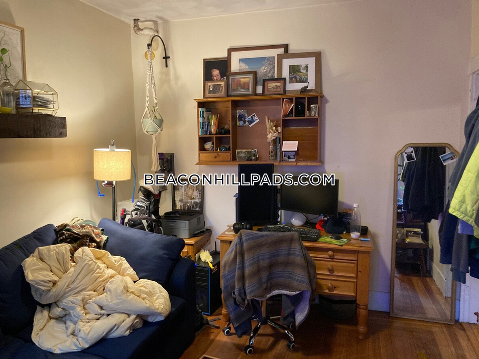 108 Myrtle St, Beacon Hill