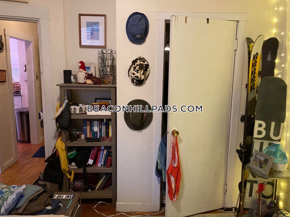 108 Myrtle St, Beacon Hill