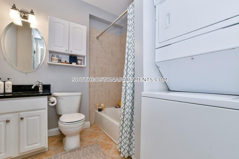 544 8th St, South Boston