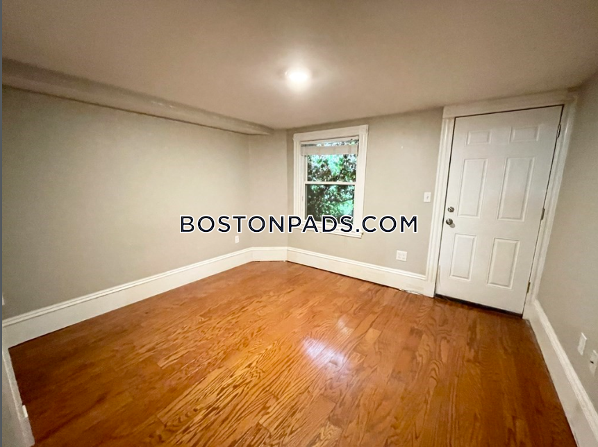 51 Greenwich St, Mission Hill