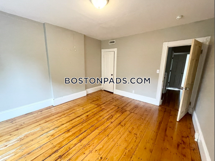 51 Greenwich St, Mission Hill