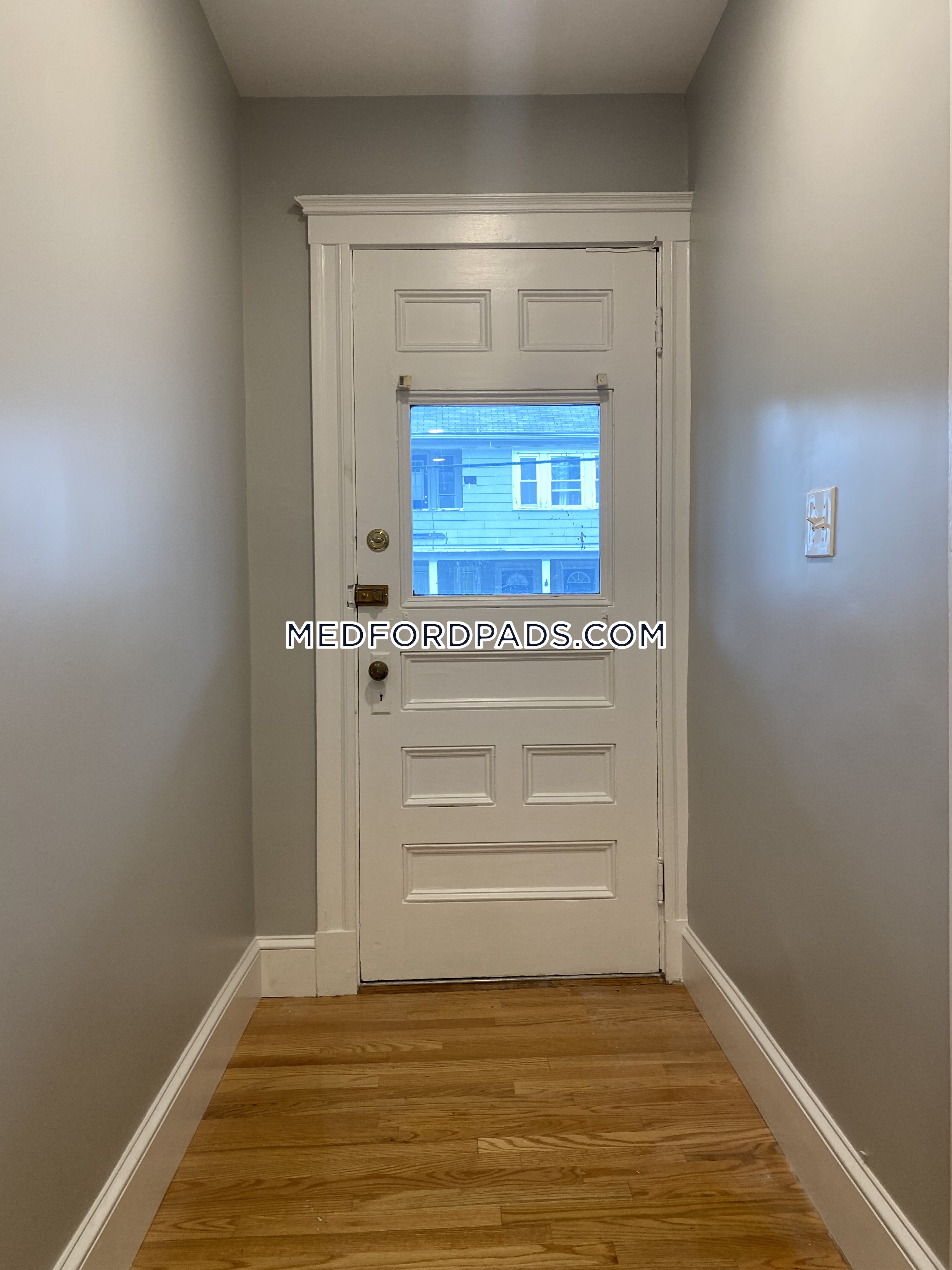 72 Frederick Ave, Tufts University