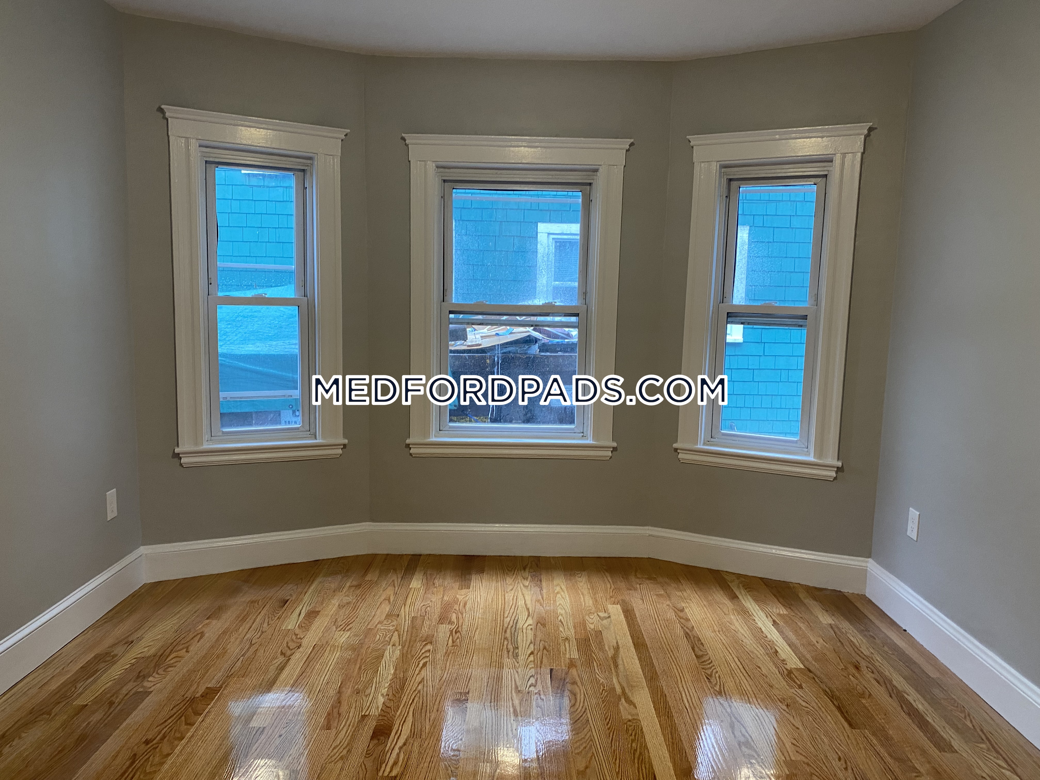 72 Frederick Ave, Tufts University