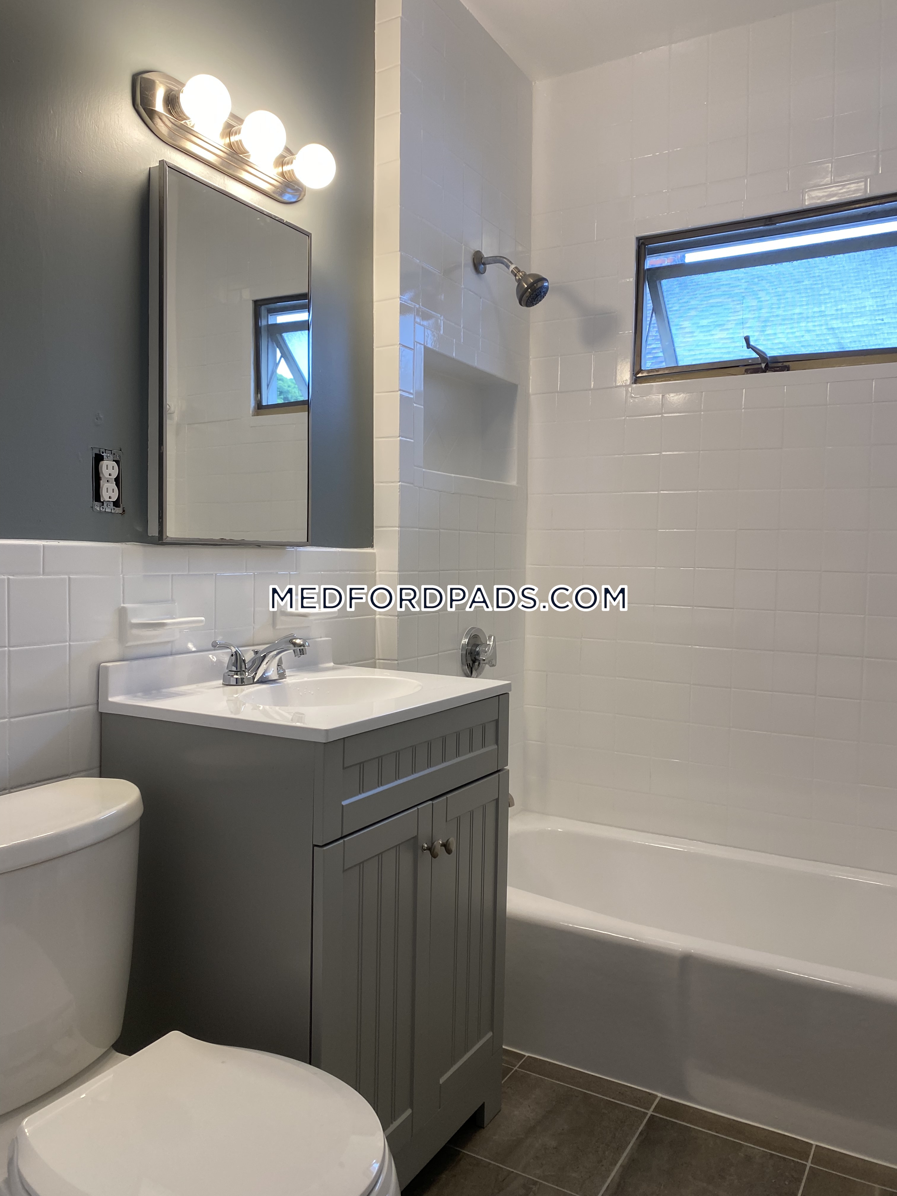 72 Frederick Ave, Tufts University