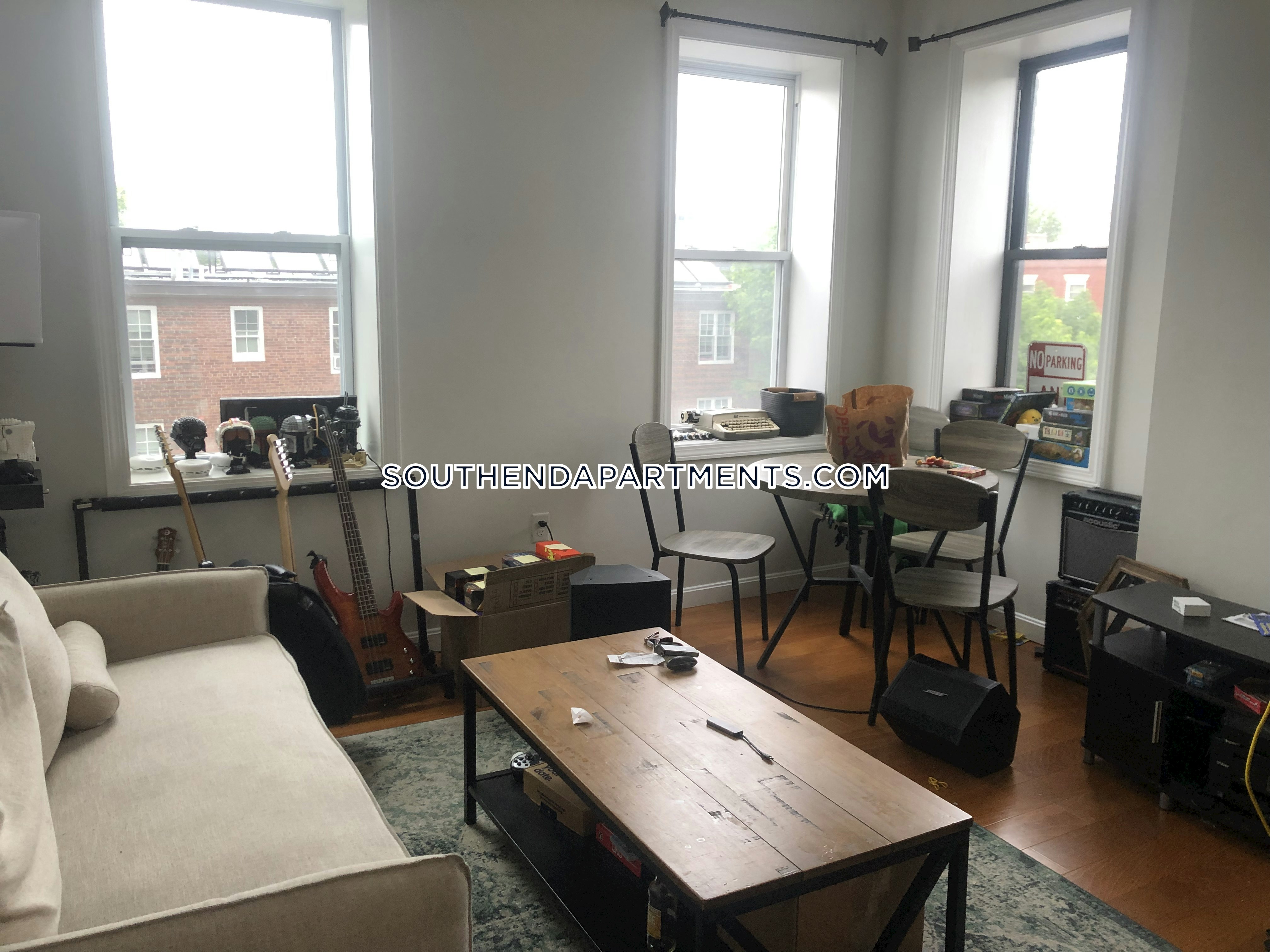 608 Shawmut Ave, Roxbury