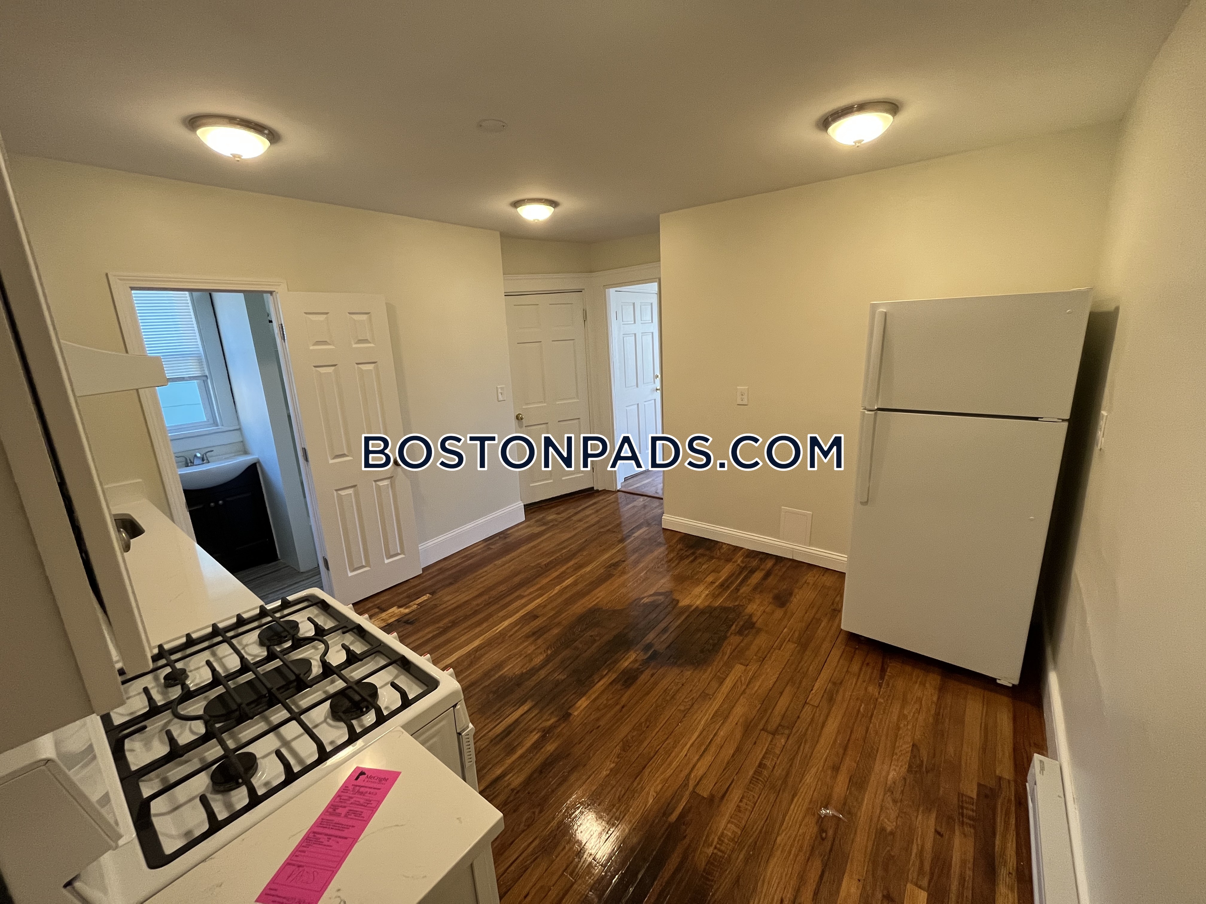 100 River St, Cambridgeport