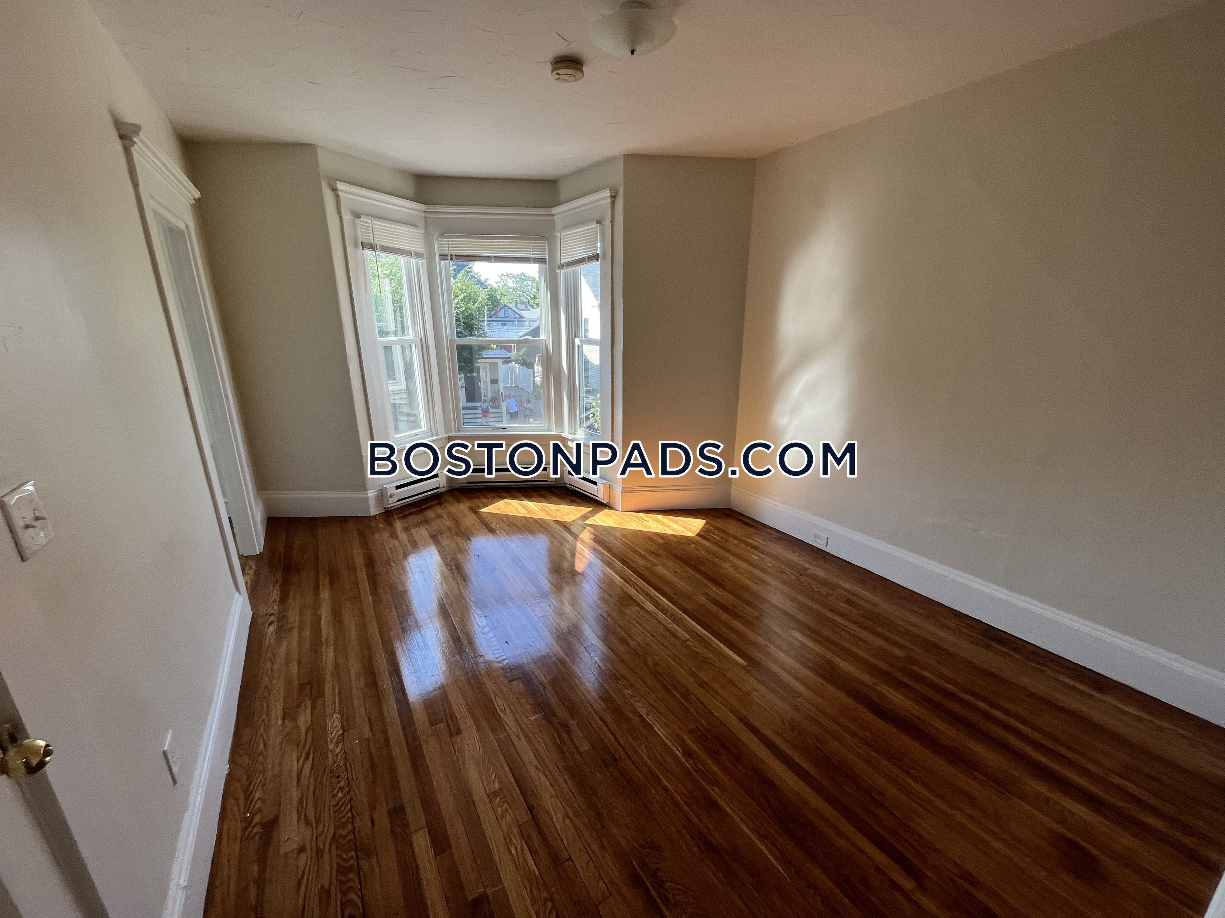 100 River St, Cambridgeport