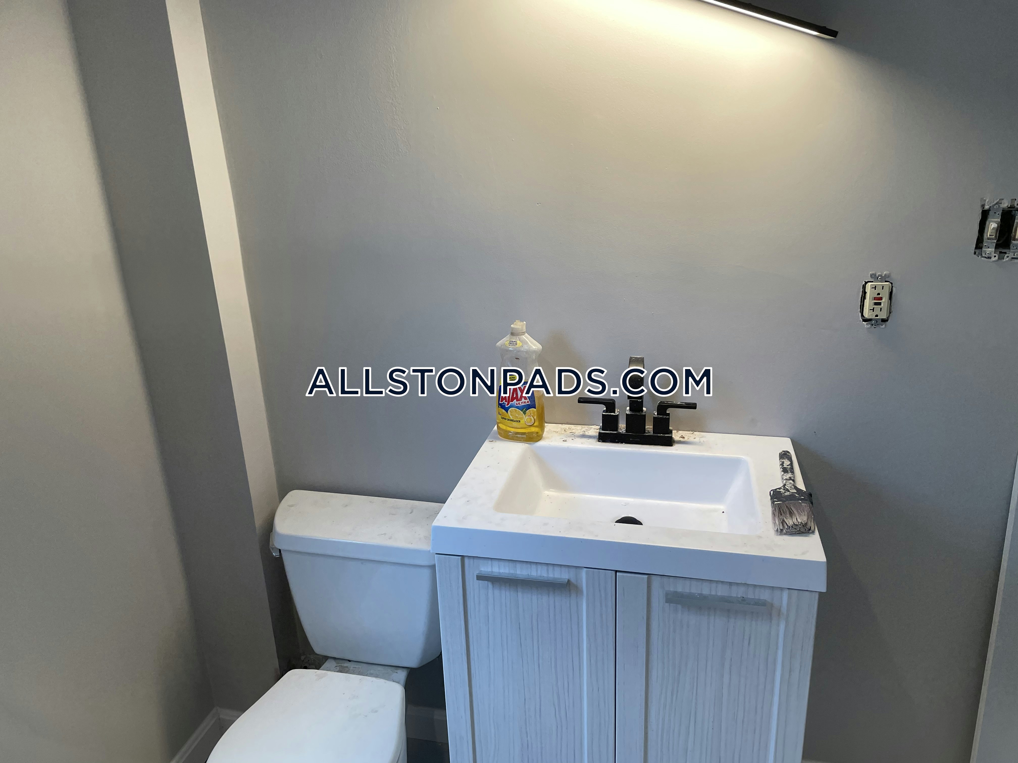 66 Quint Ave, Allston