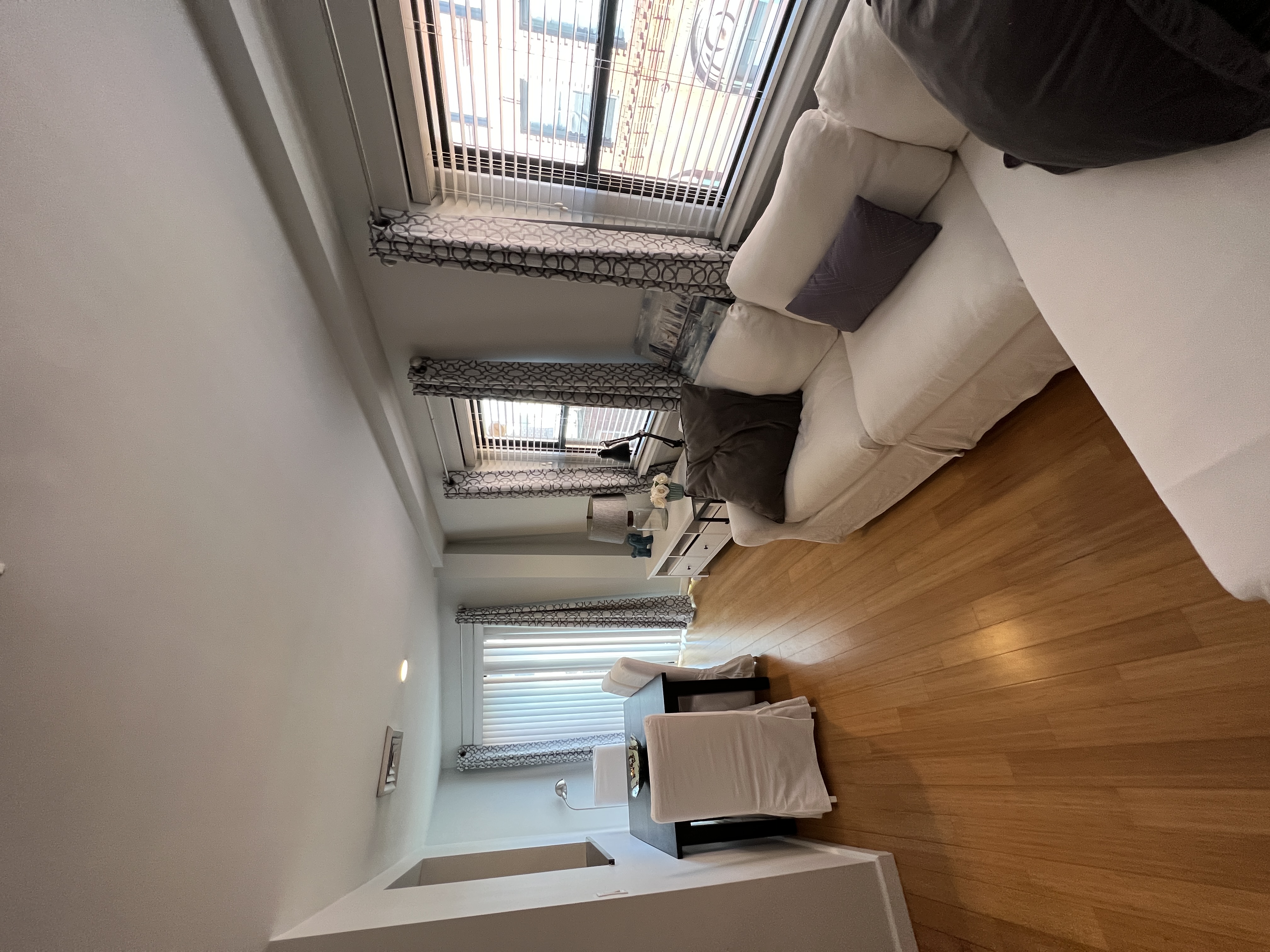 1661 Washington St, South End