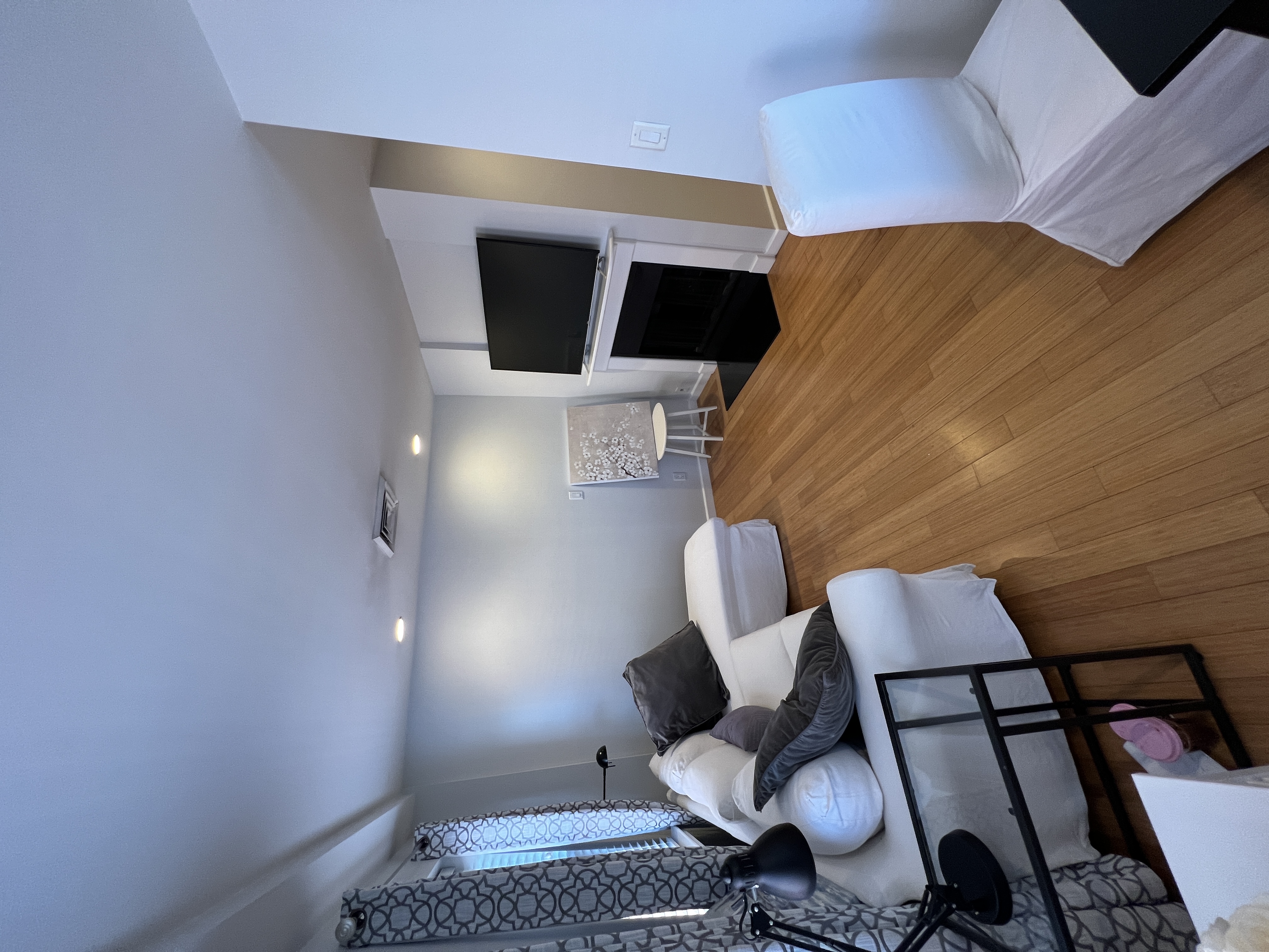 1661 Washington St, South End