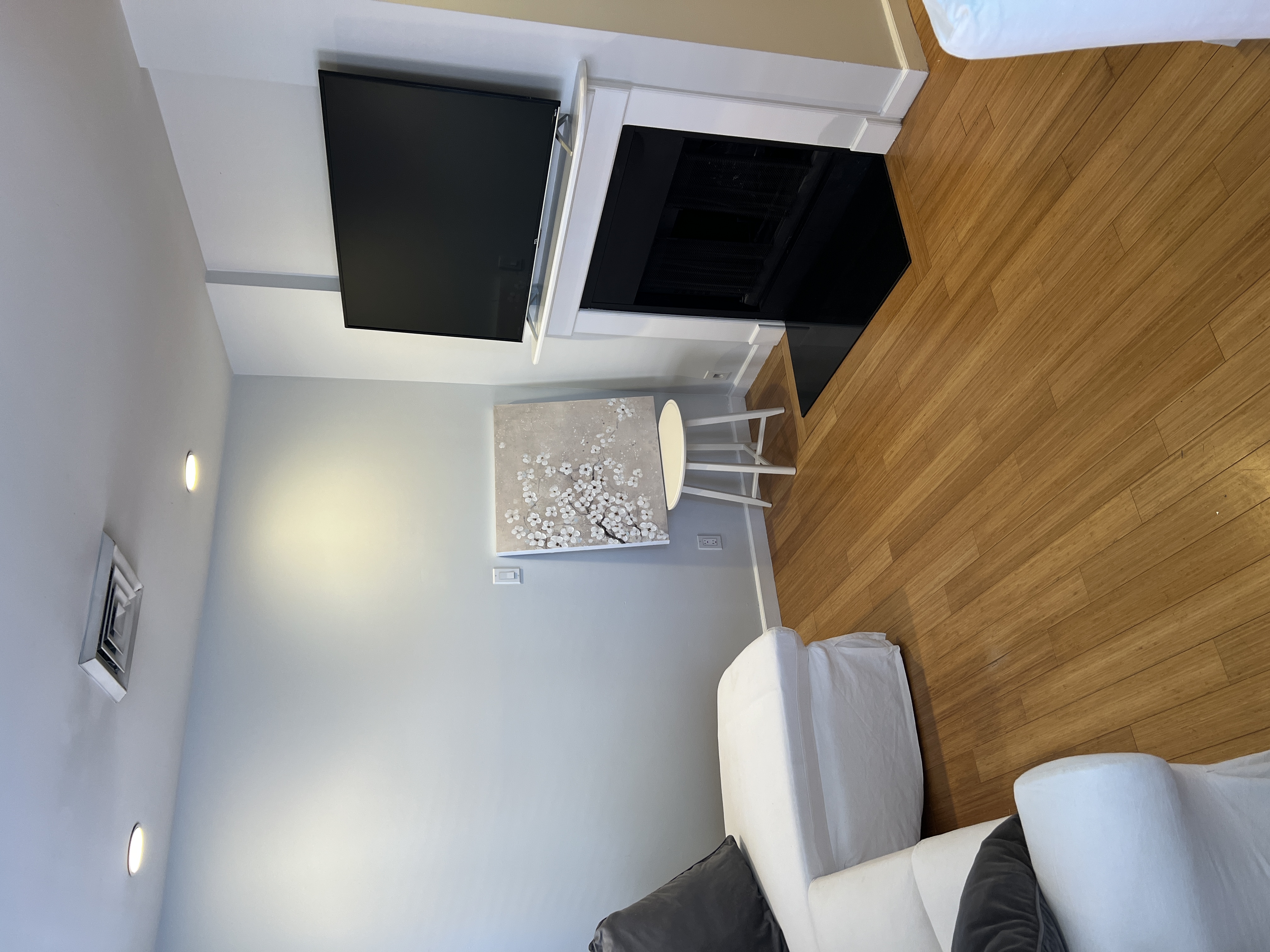 1661 Washington St, South End