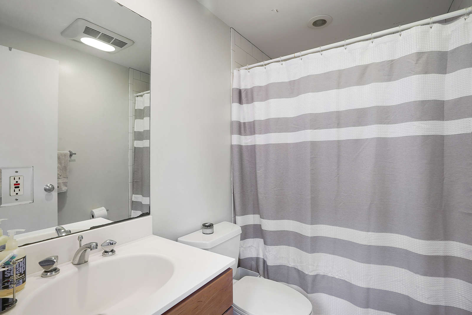 1661 Washington St, South End