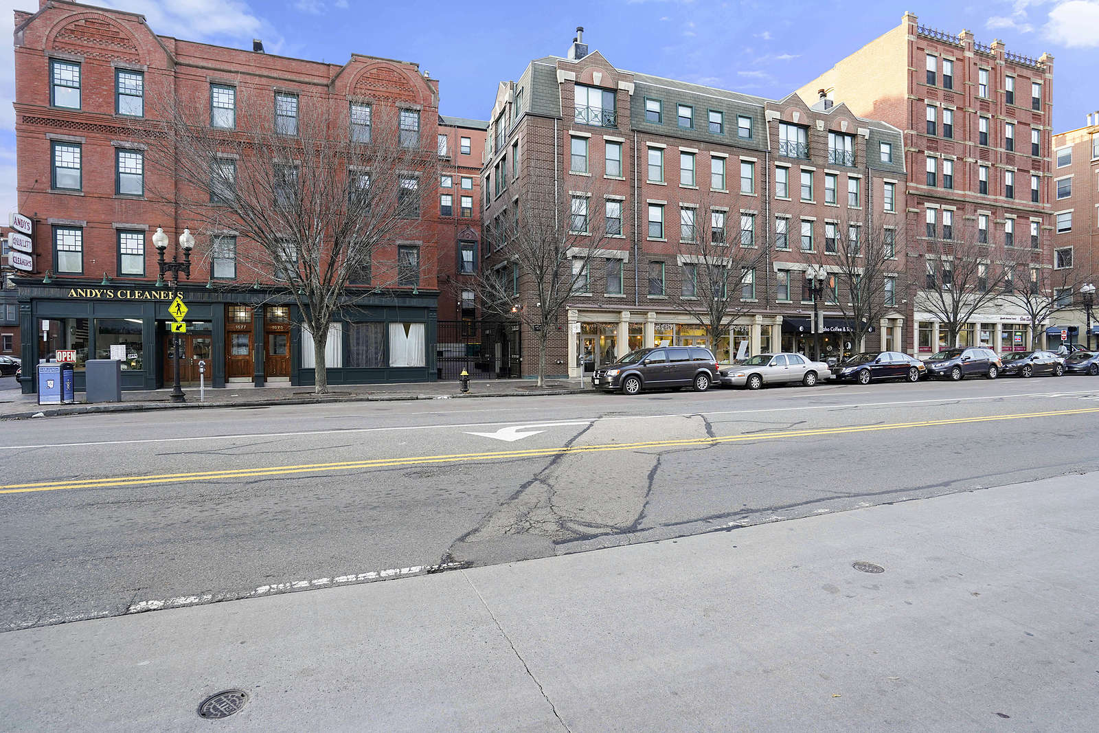 1661 Washington St, South End