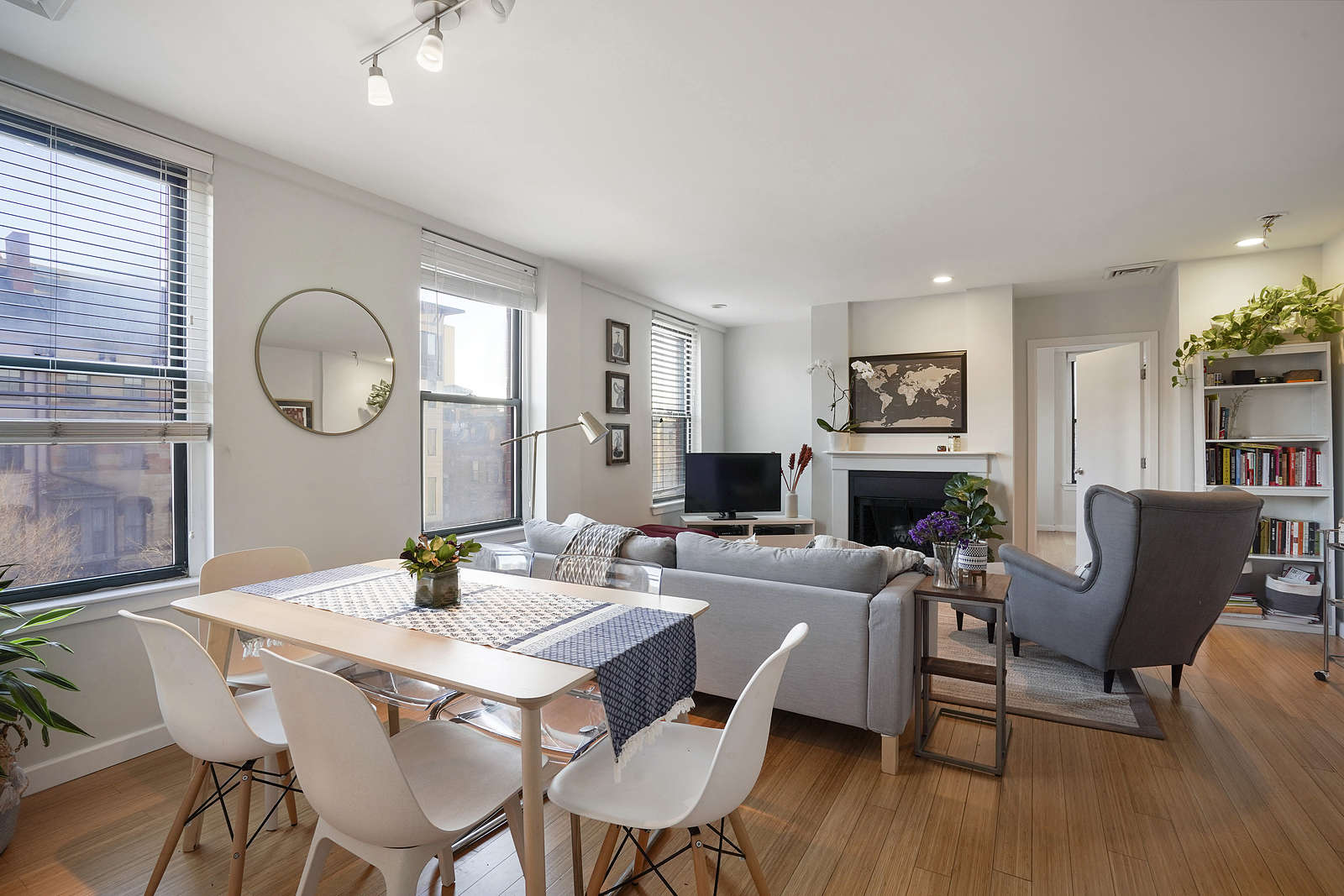 1661 Washington St, South End