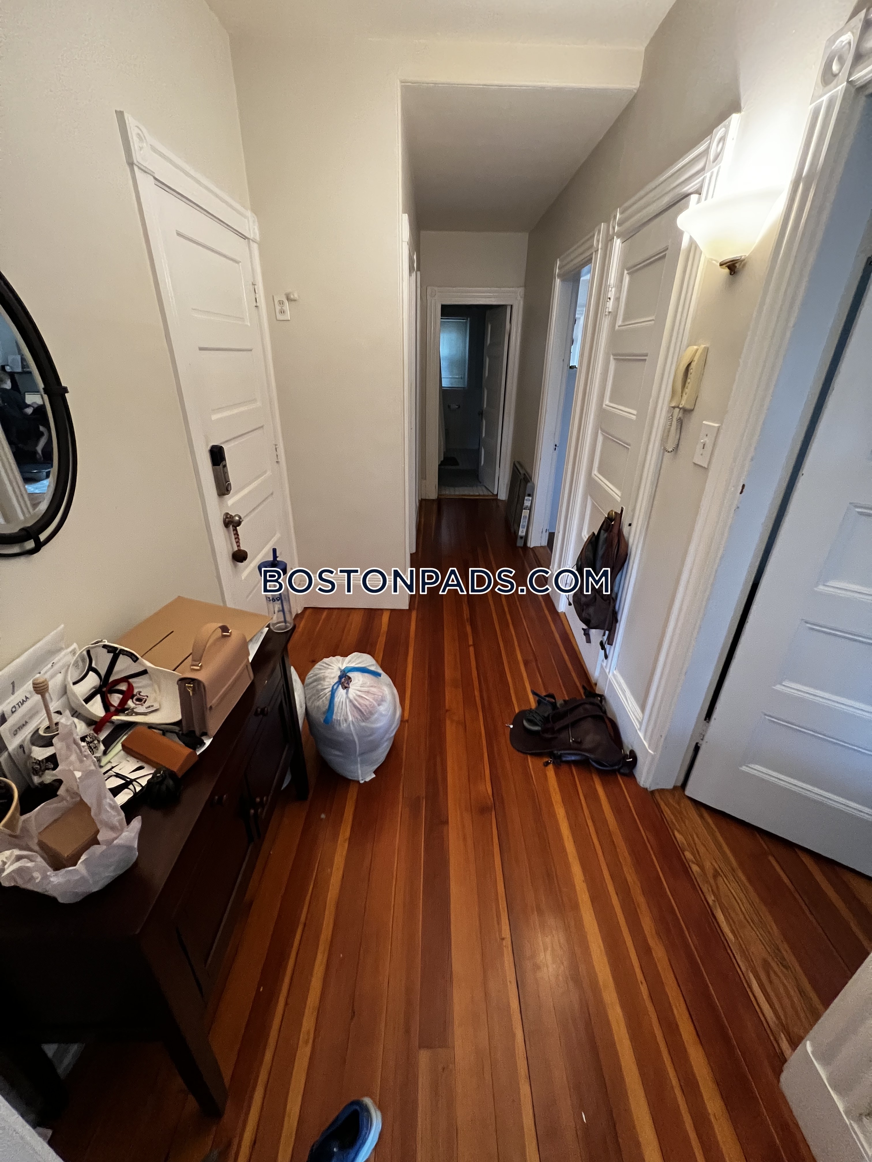 917 Beacon St, Fenway