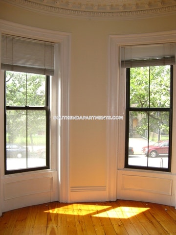 482 Columbus Ave, South End