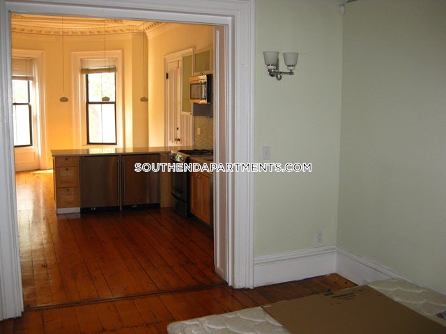 482 Columbus Ave, South End