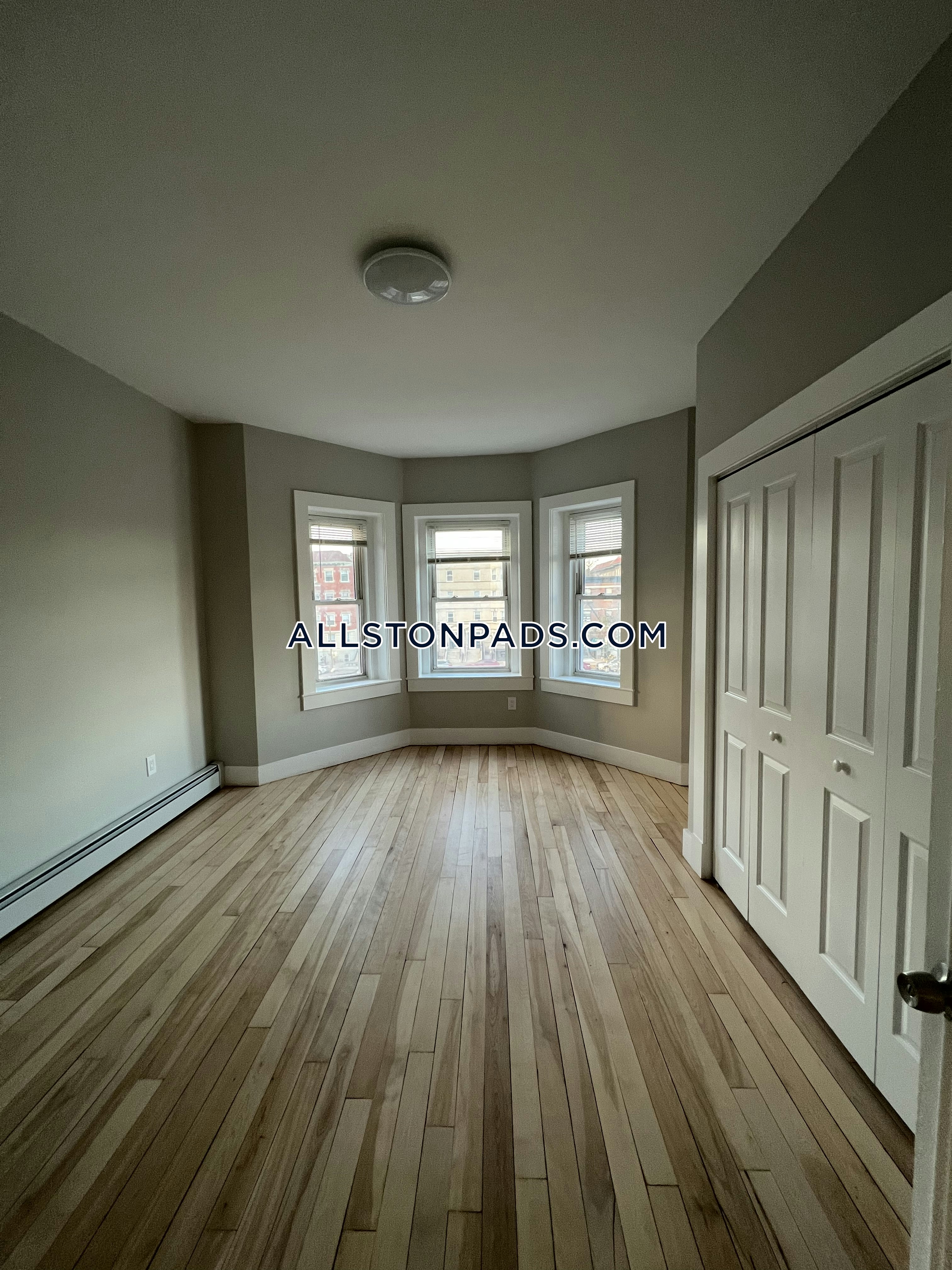 1284 Commonwealth Ave, Allston