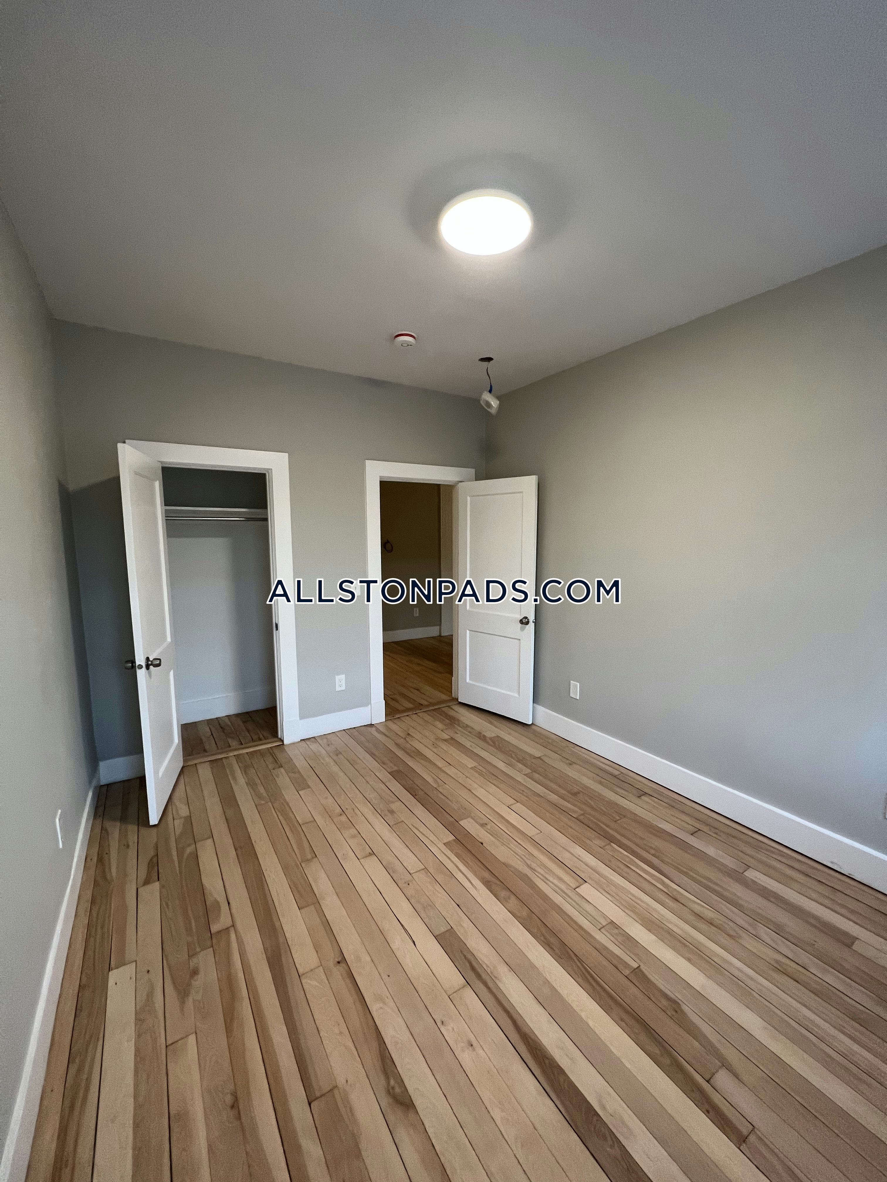 1284 Commonwealth Ave, Allston