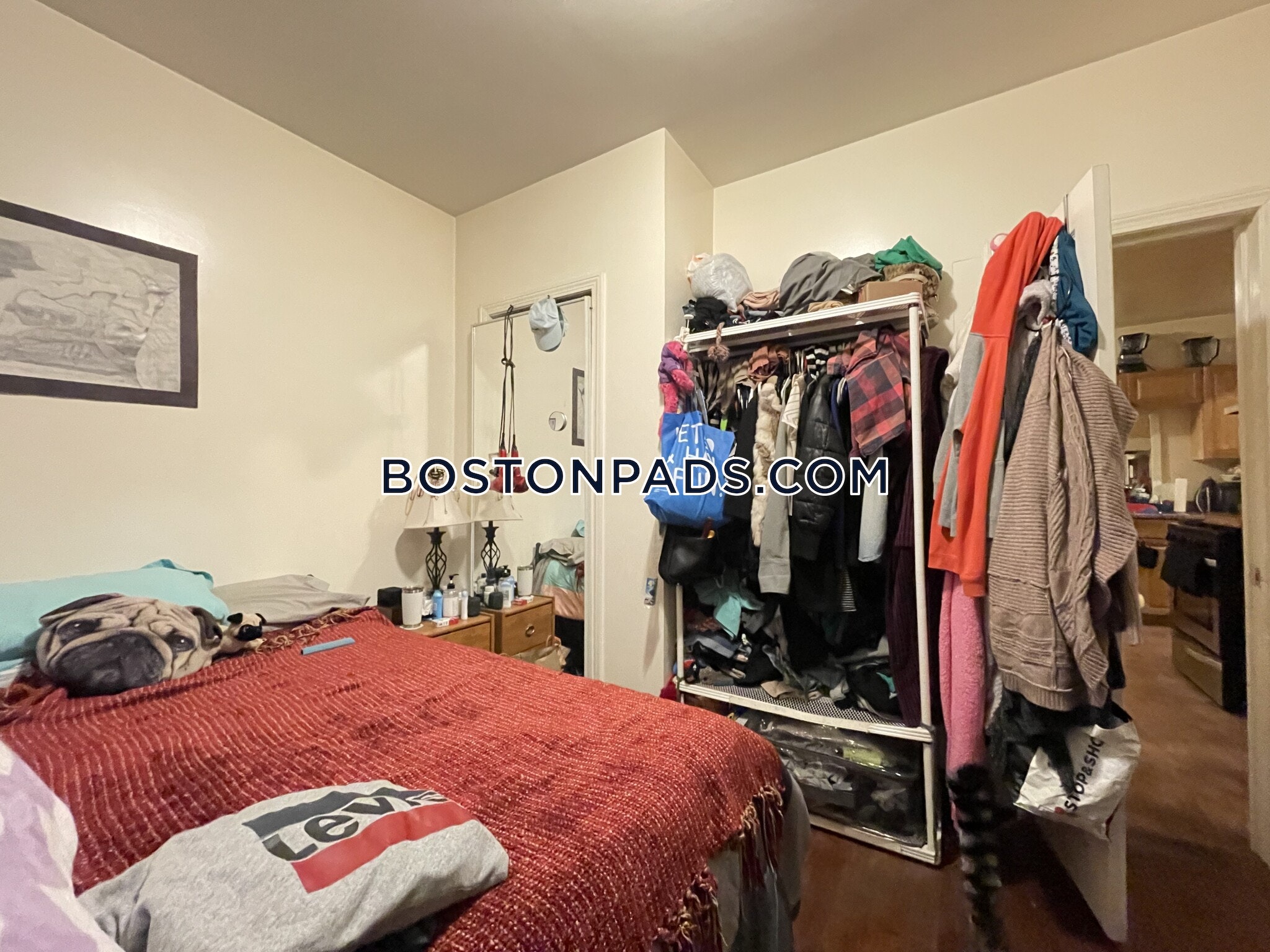 64 Margin St, North End