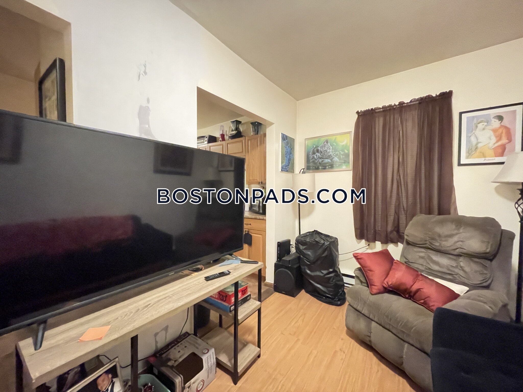 64 Margin St, North End