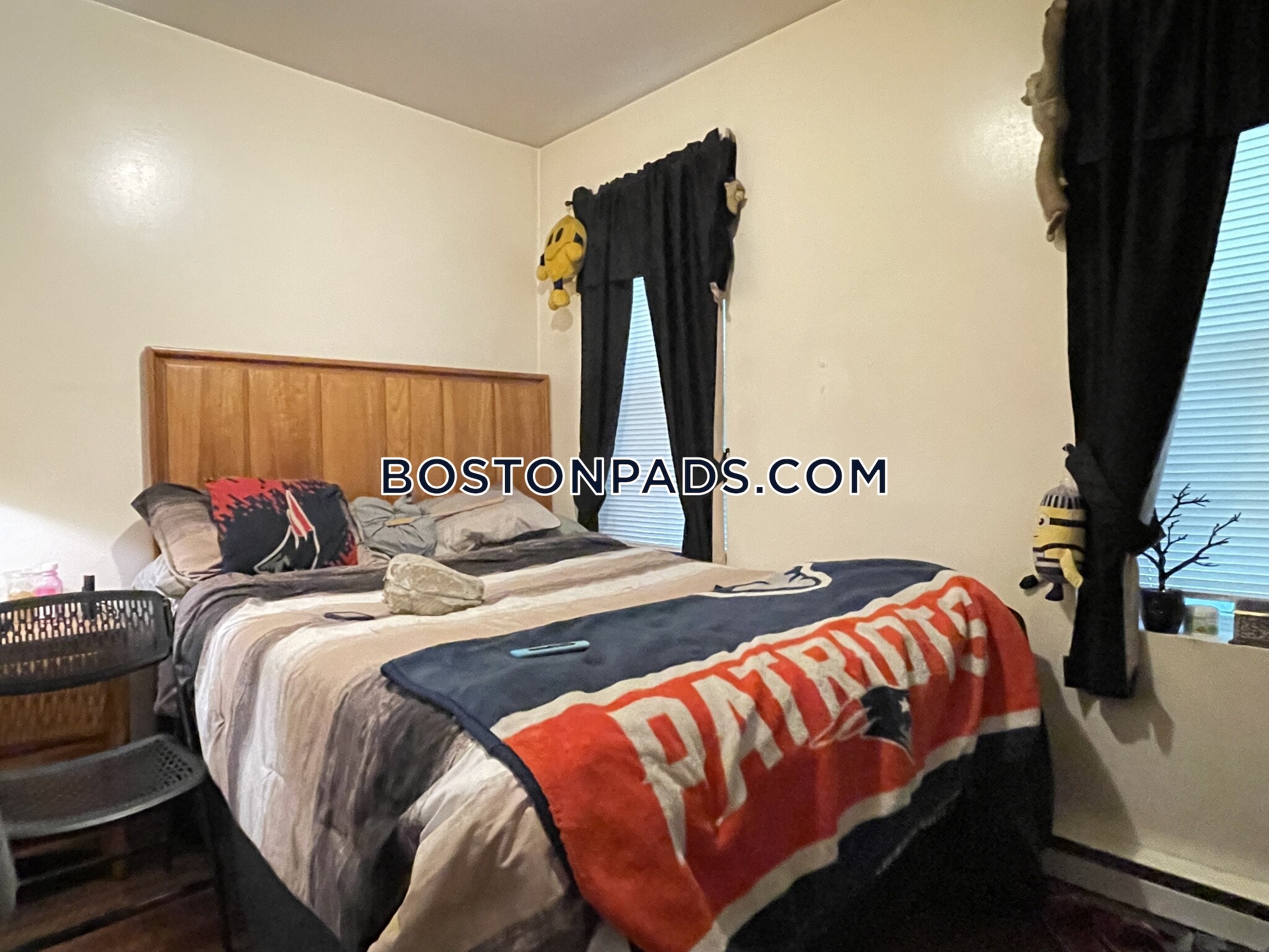 64 Margin St, North End