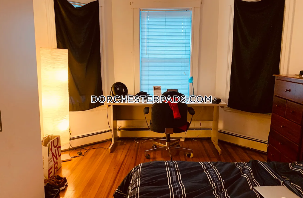 7 Hesston Ter, Dorchester