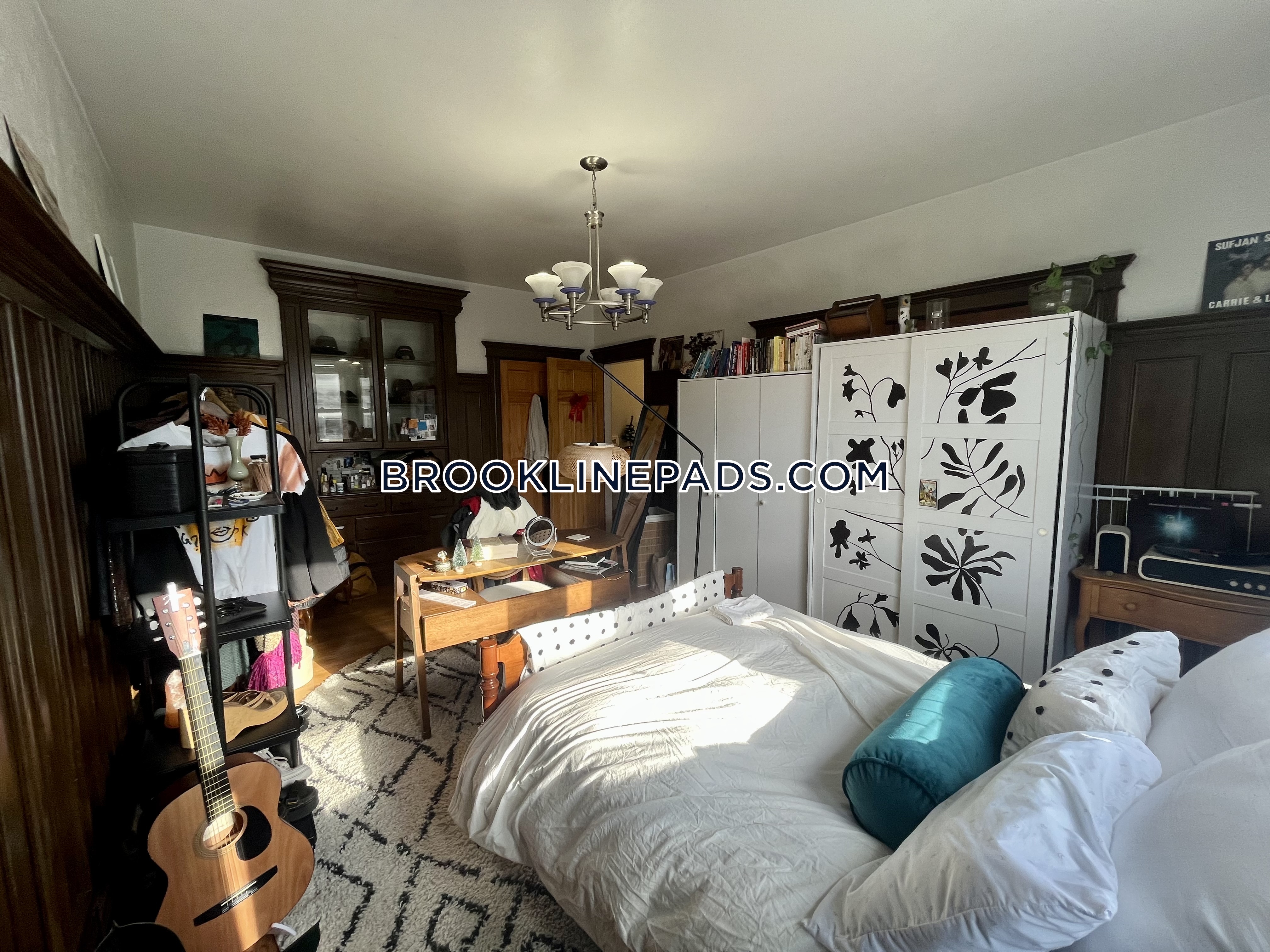 25 Gibbs St, Coolidge Corner