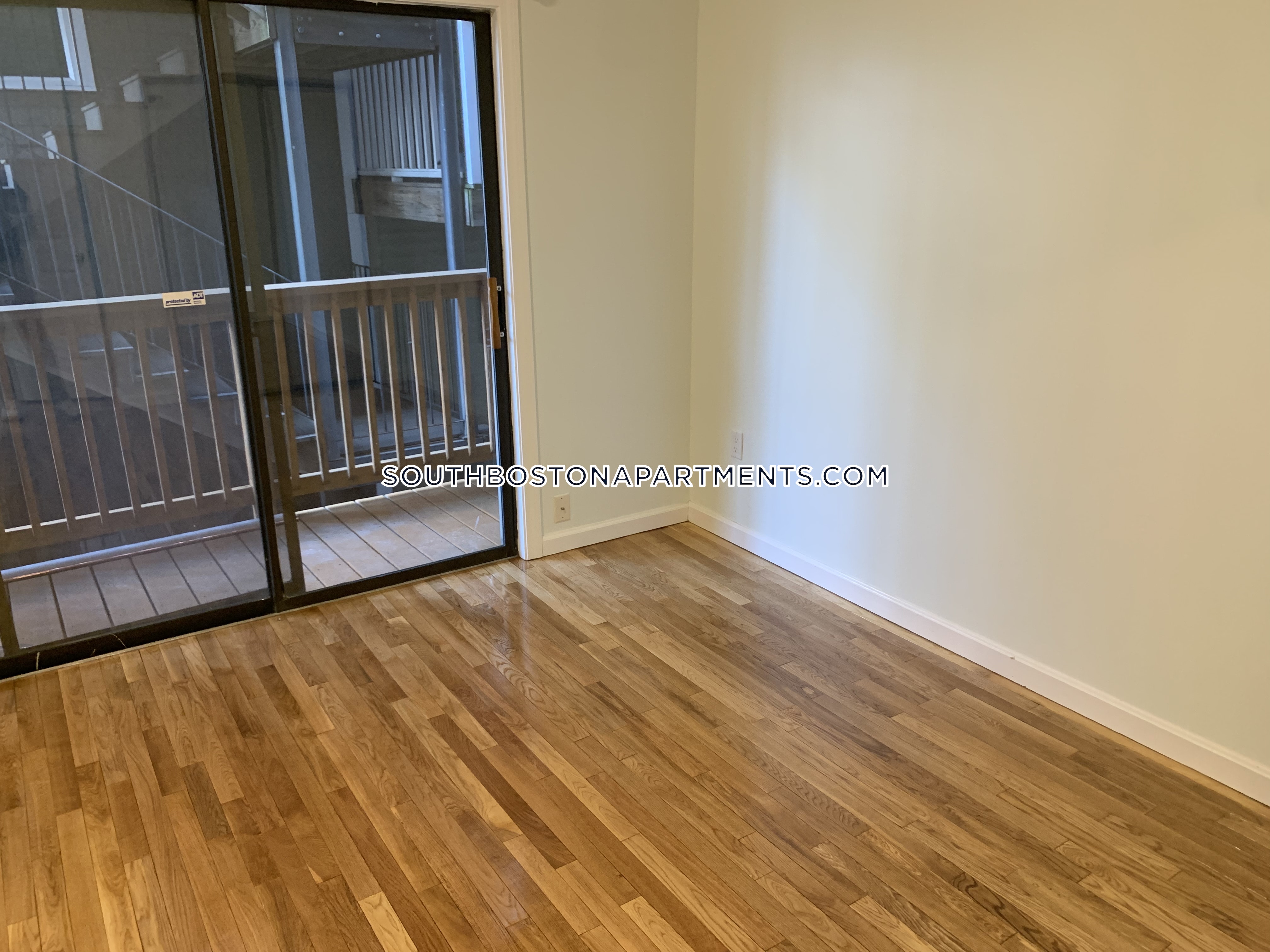 285 Dorchester St, South Boston