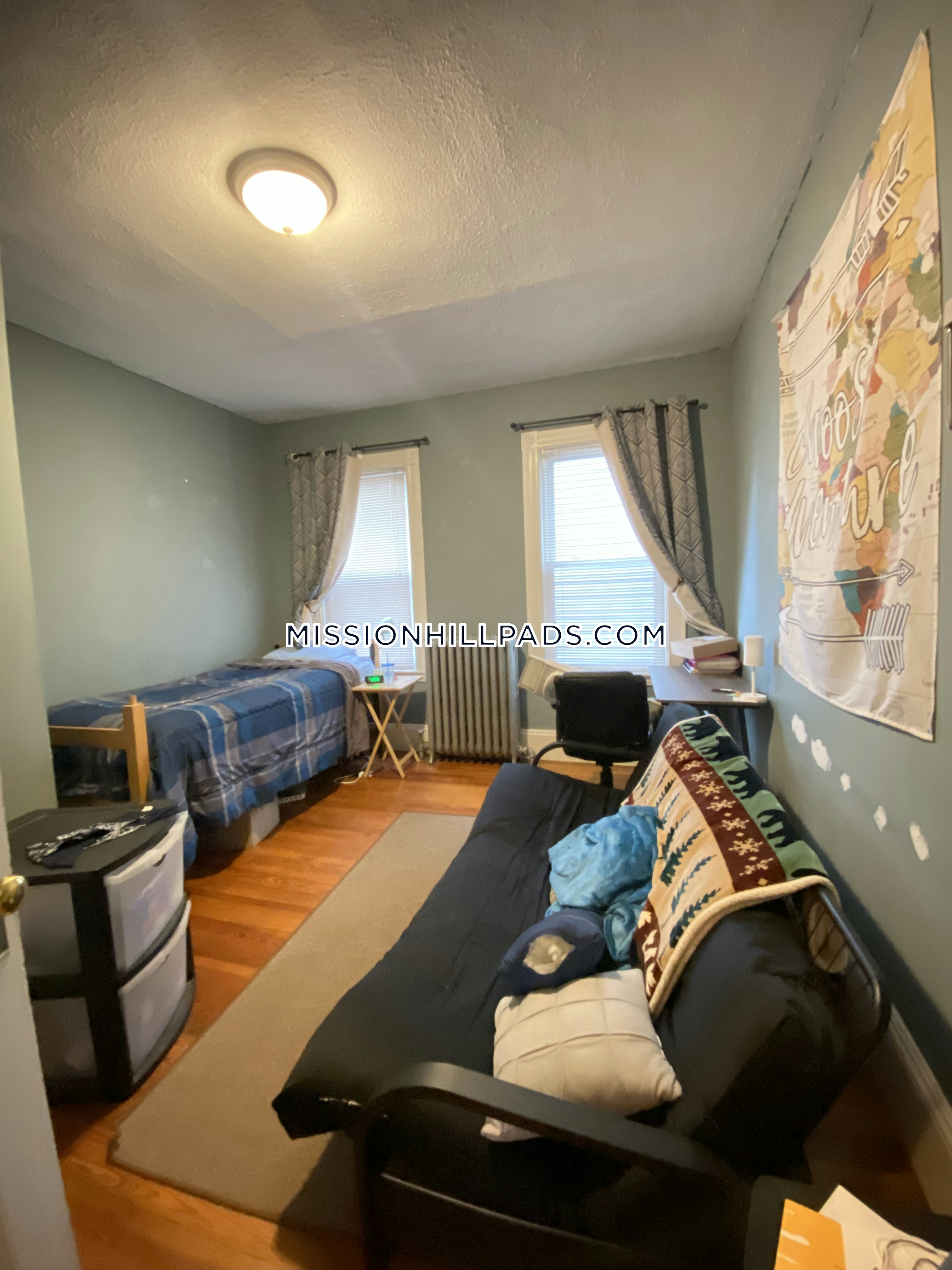 12 Bucknam St, Mission Hill