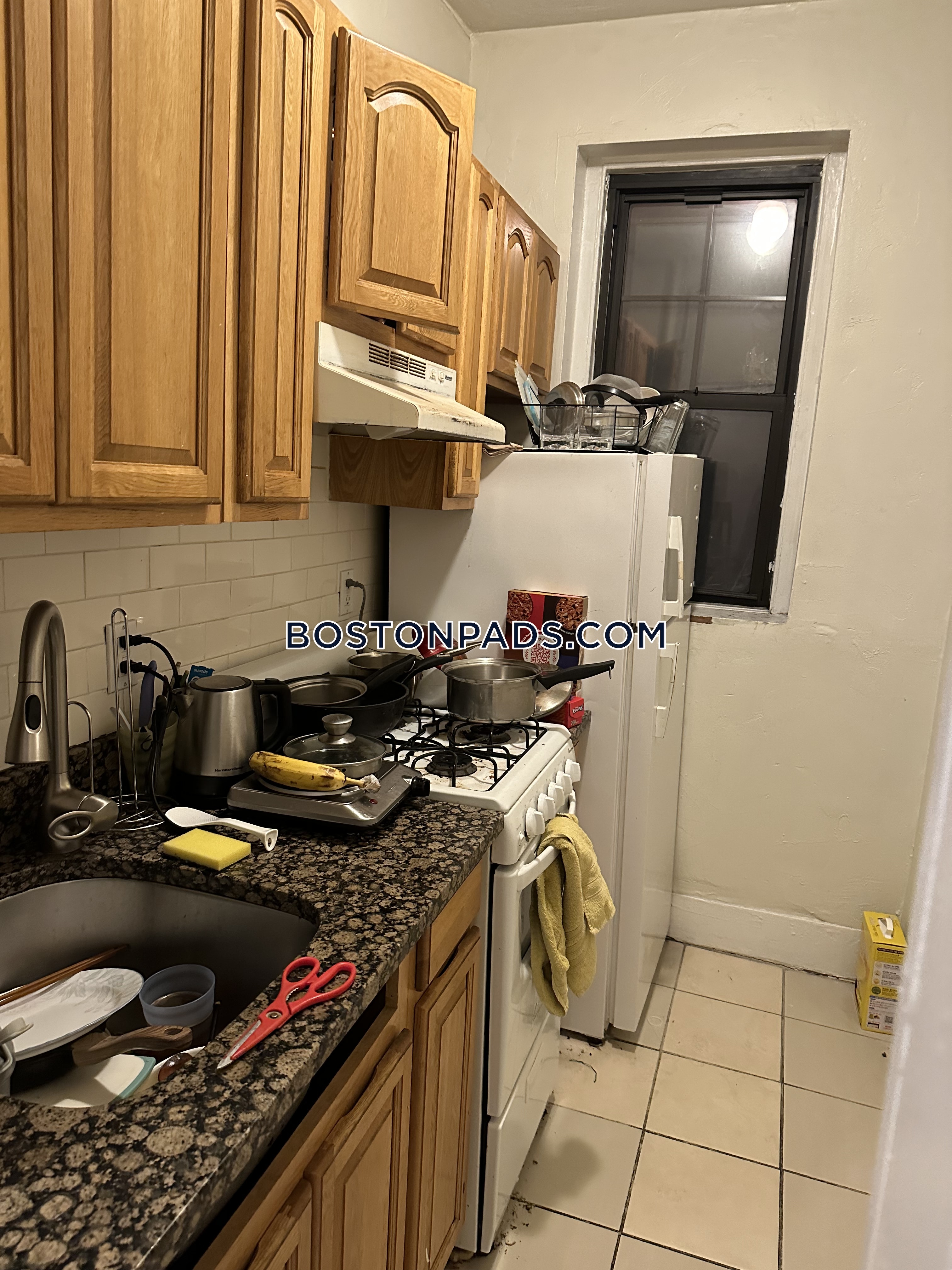 204 Hemenway St, Fenway