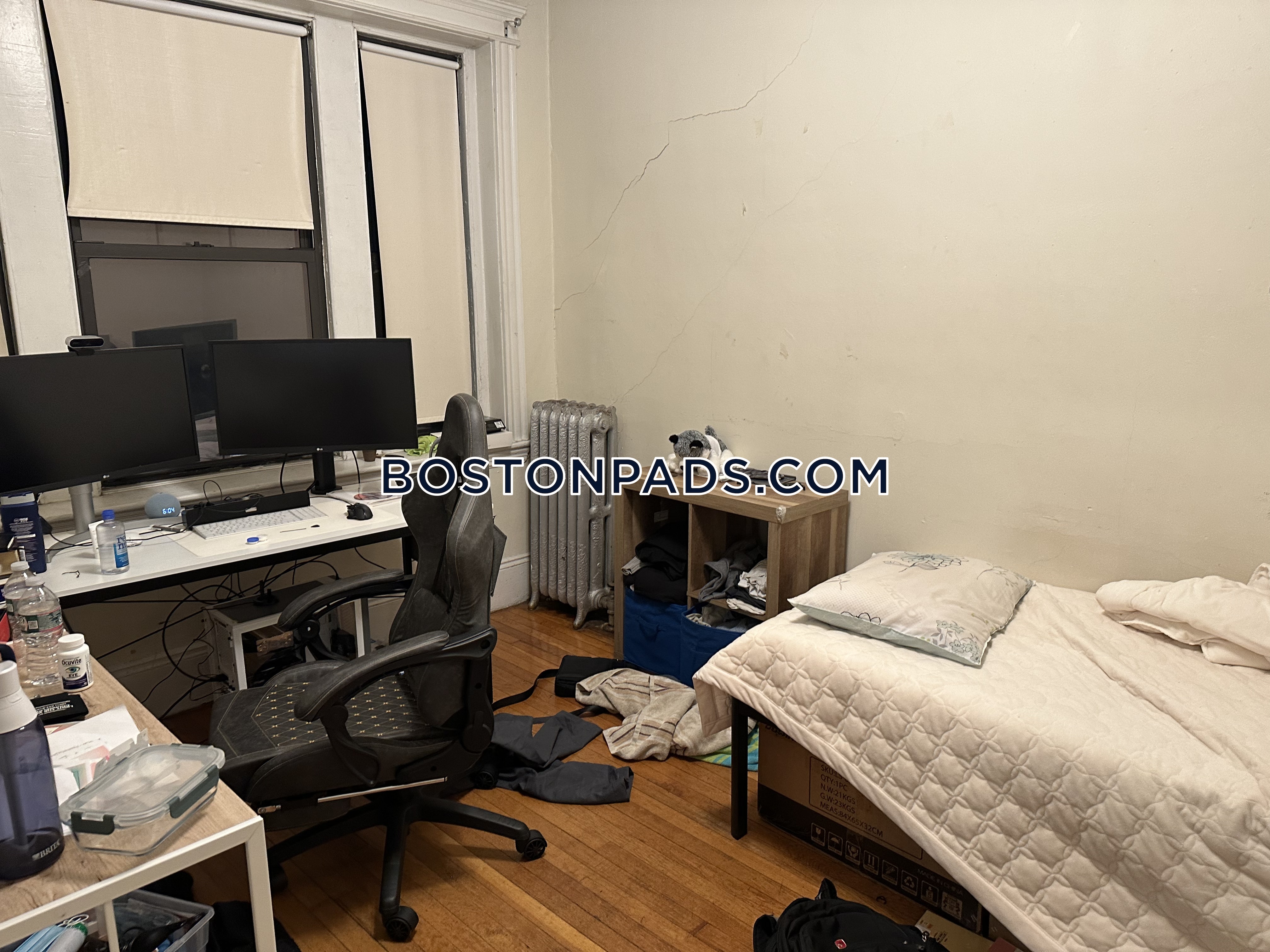 204 Hemenway St, Fenway