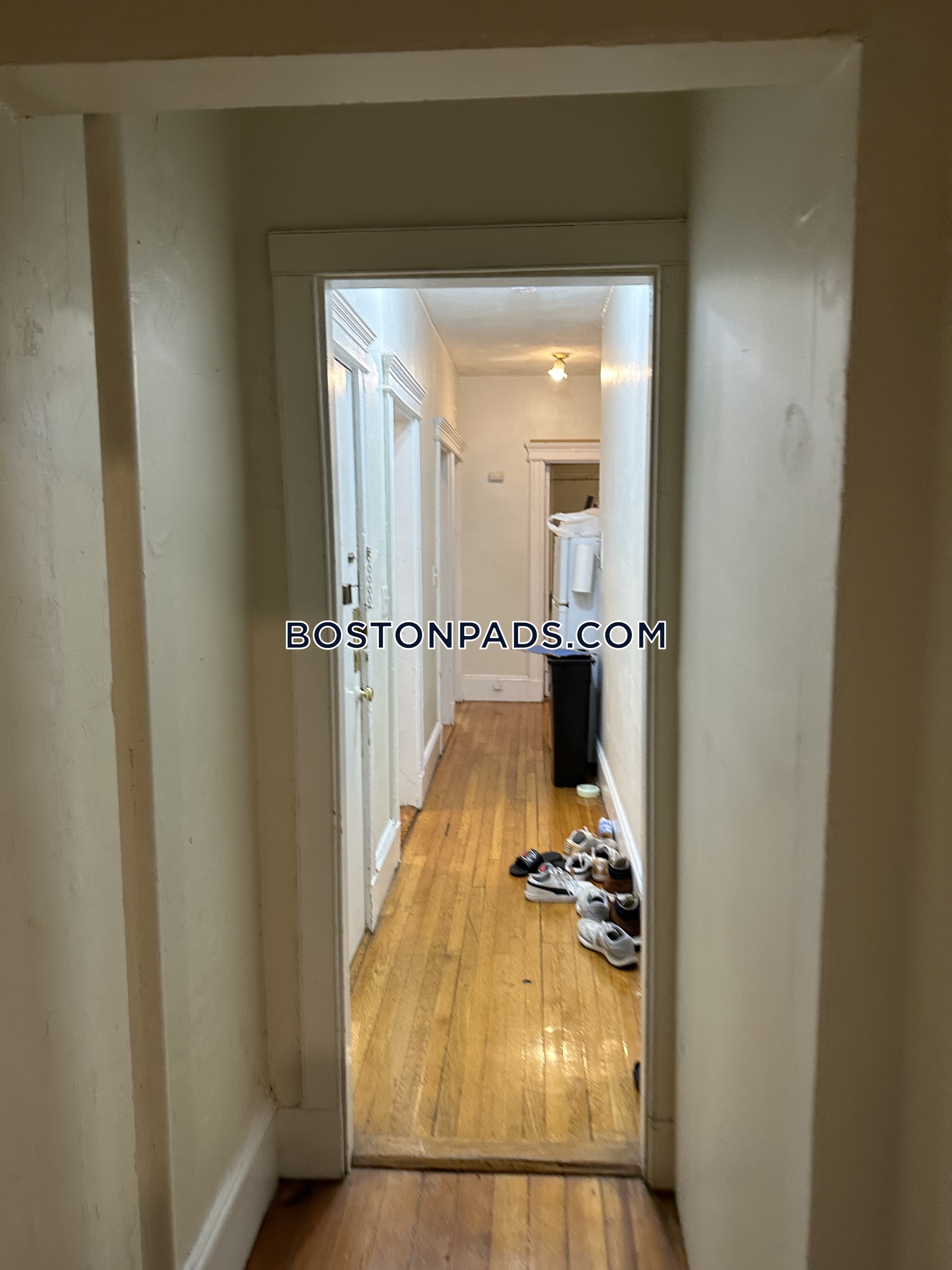 204 Hemenway St, Fenway