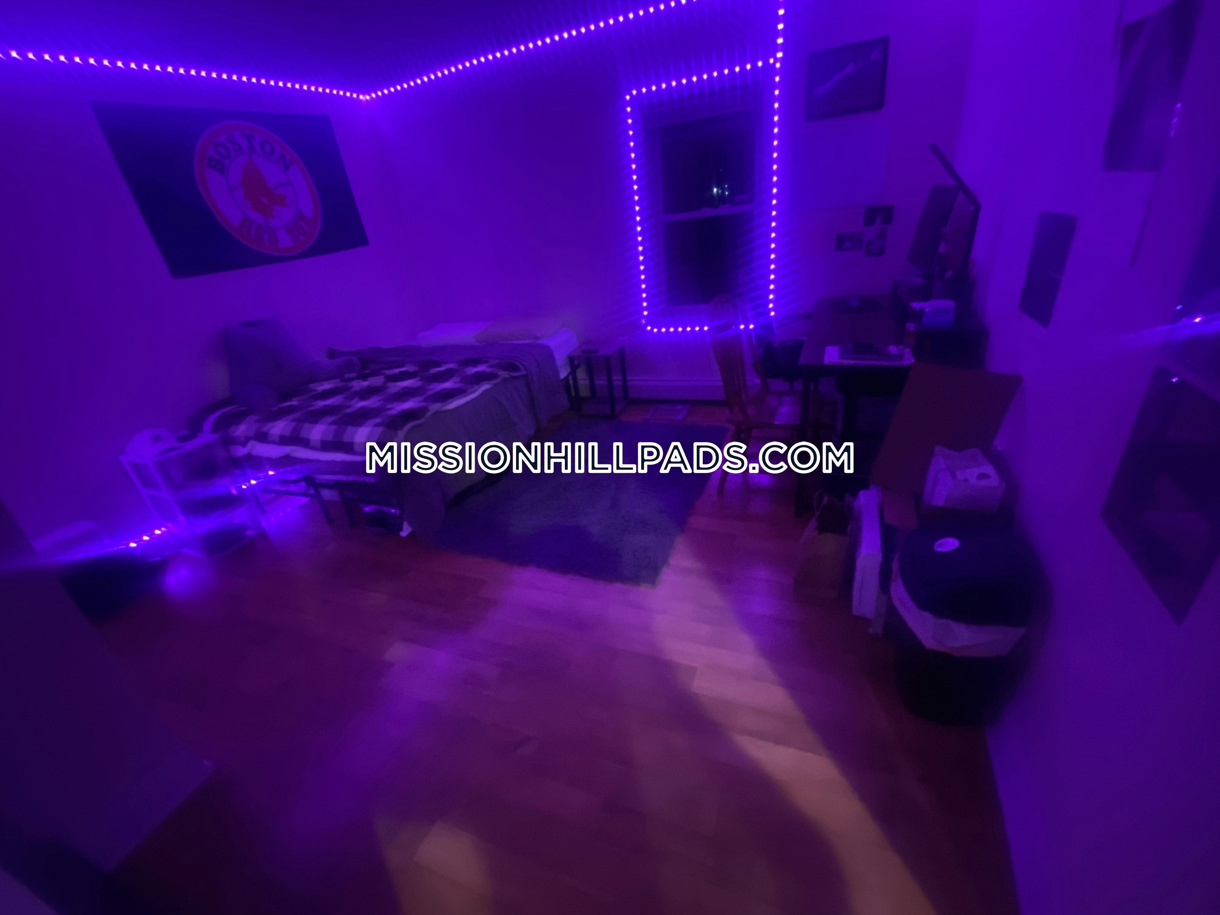 22 Fisher Ave, Mission Hill