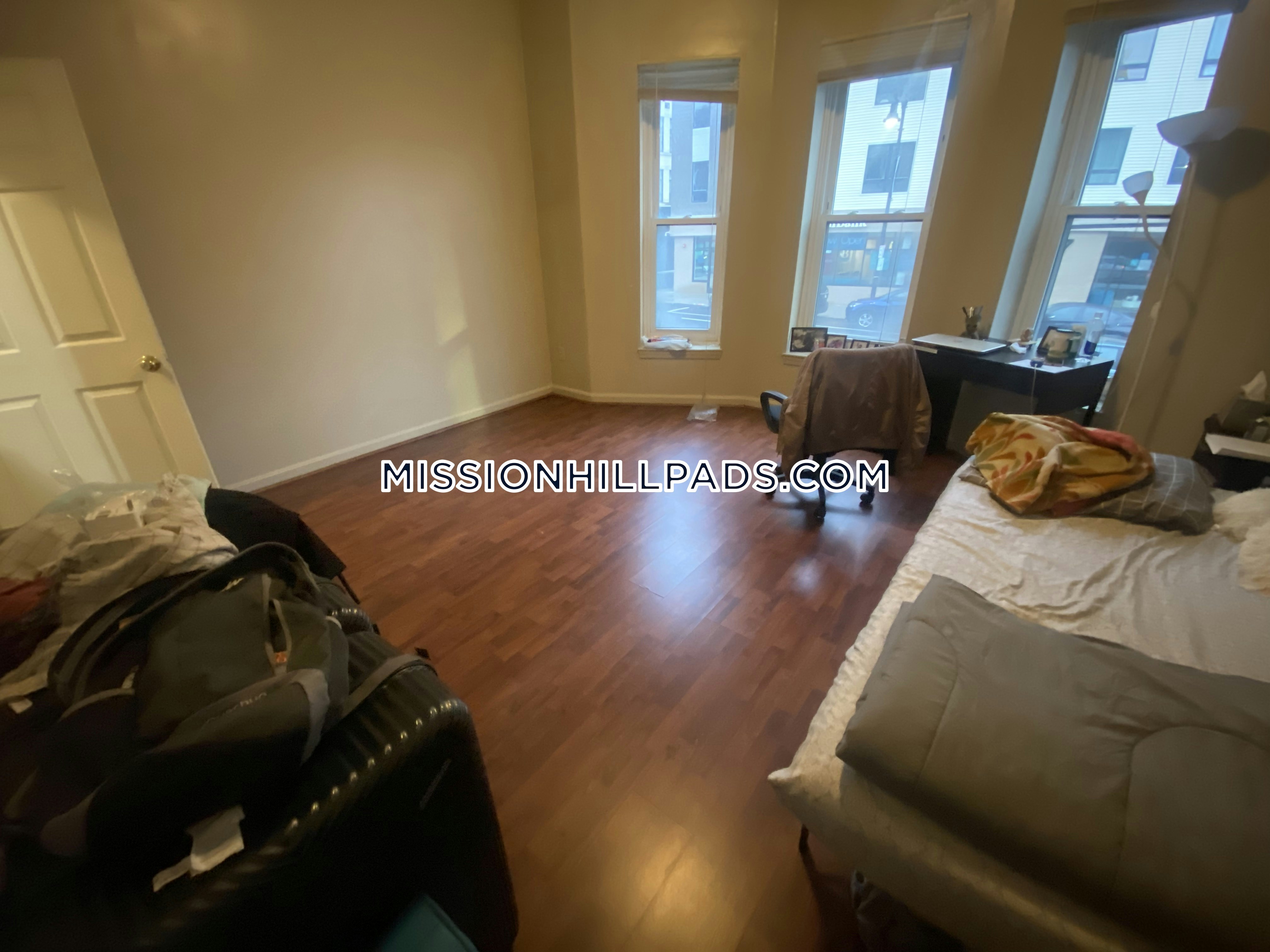 1460 Tremont St, Mission Hill