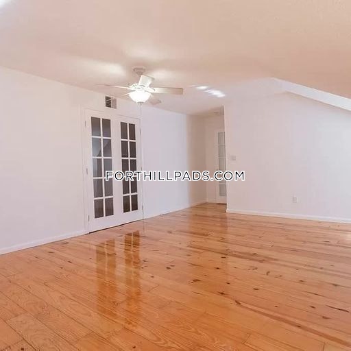 35 Fort Ave, Roxbury