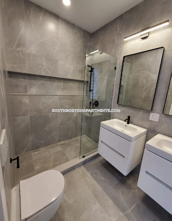 6 National St, South Boston