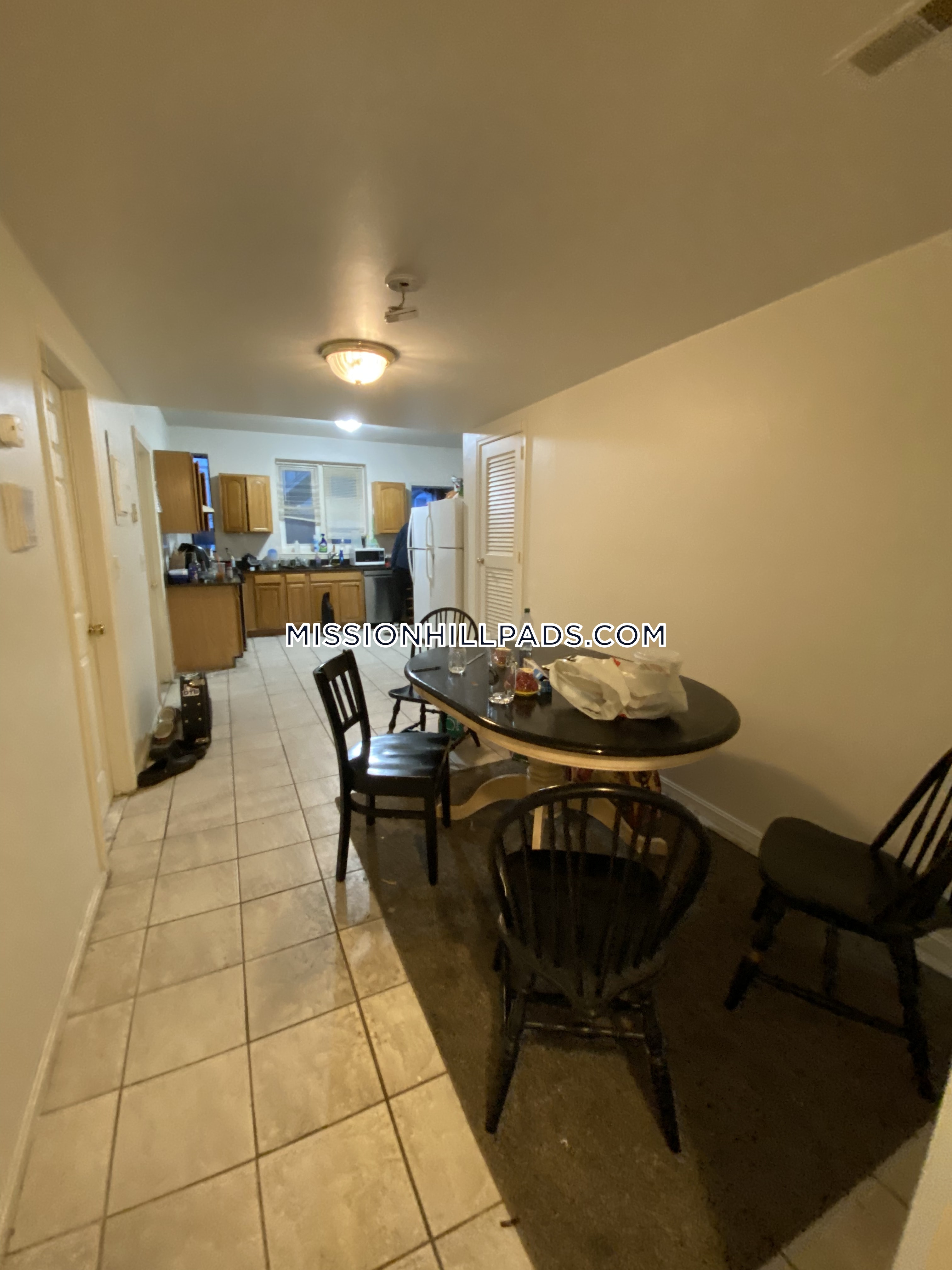 1458 Tremont St, Mission Hill