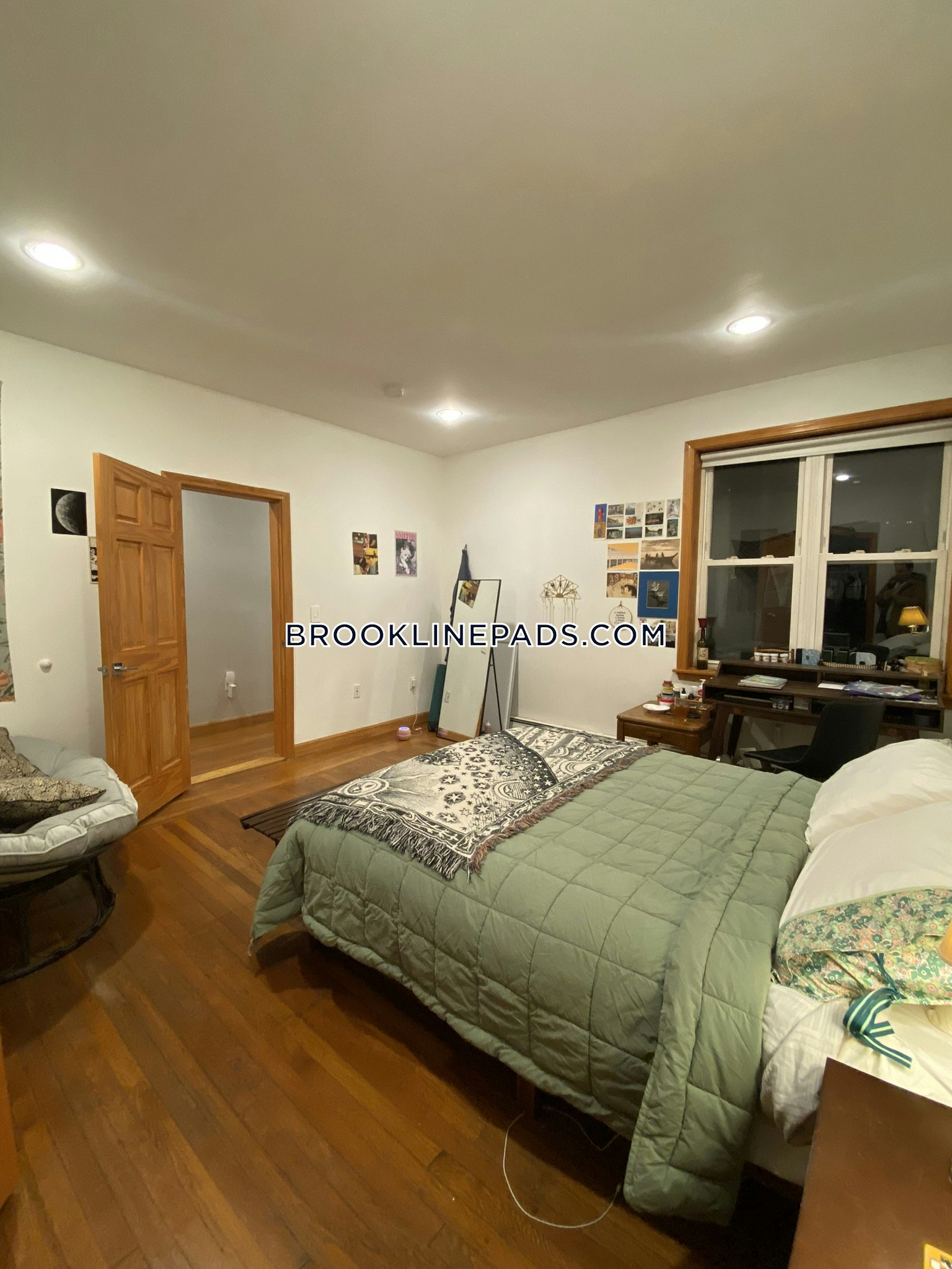 25 Gibbs St, Coolidge Corner