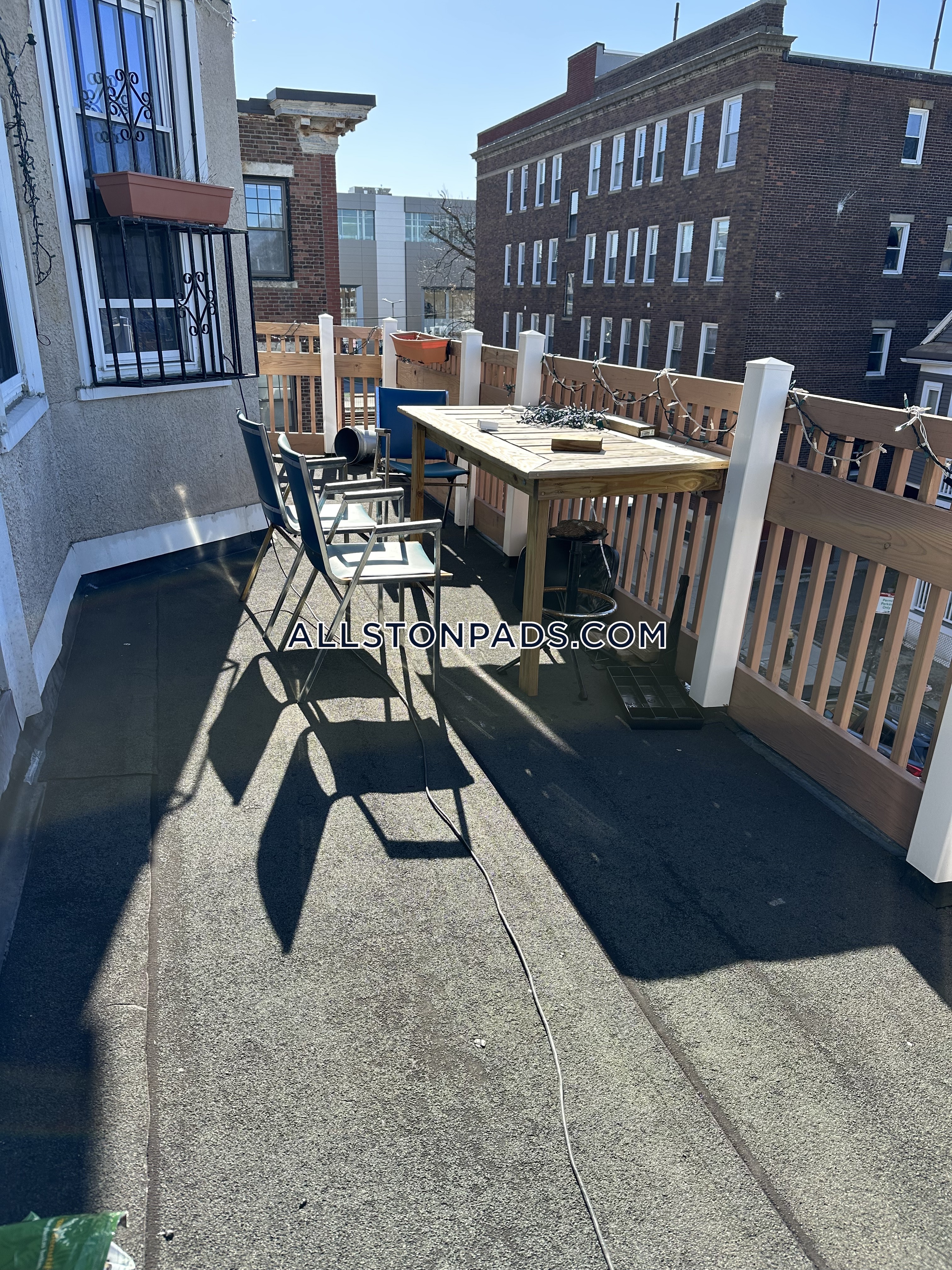 11 Chester St, Allston