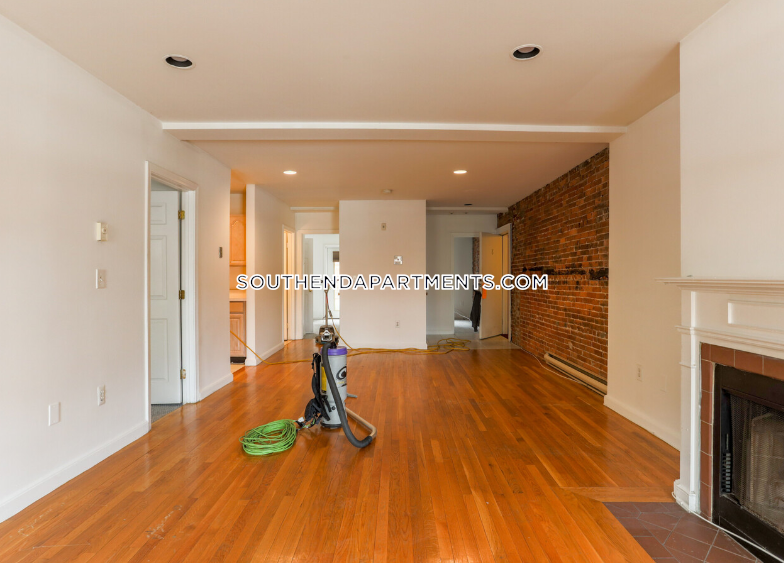 1750 Washington, South End