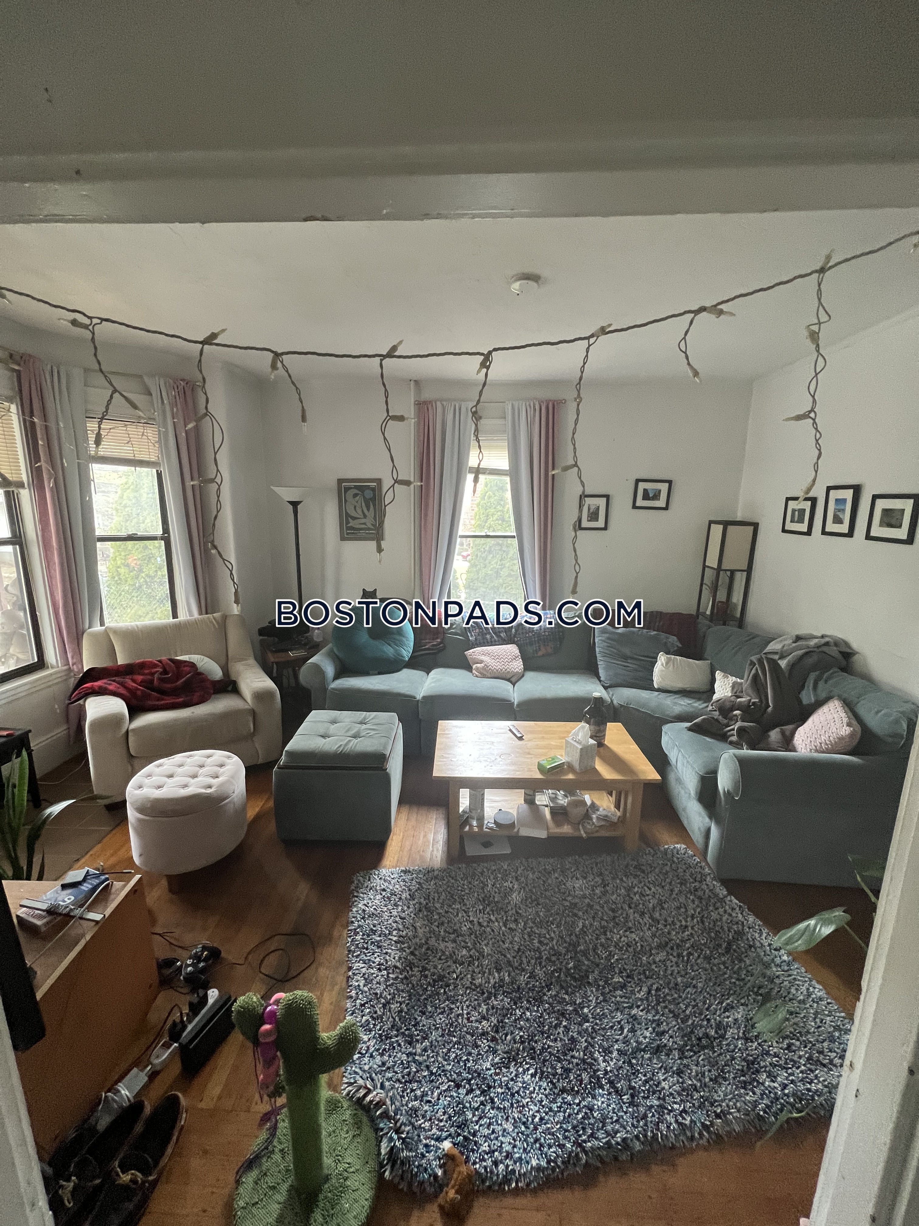 303 Summit Ave, Brighton