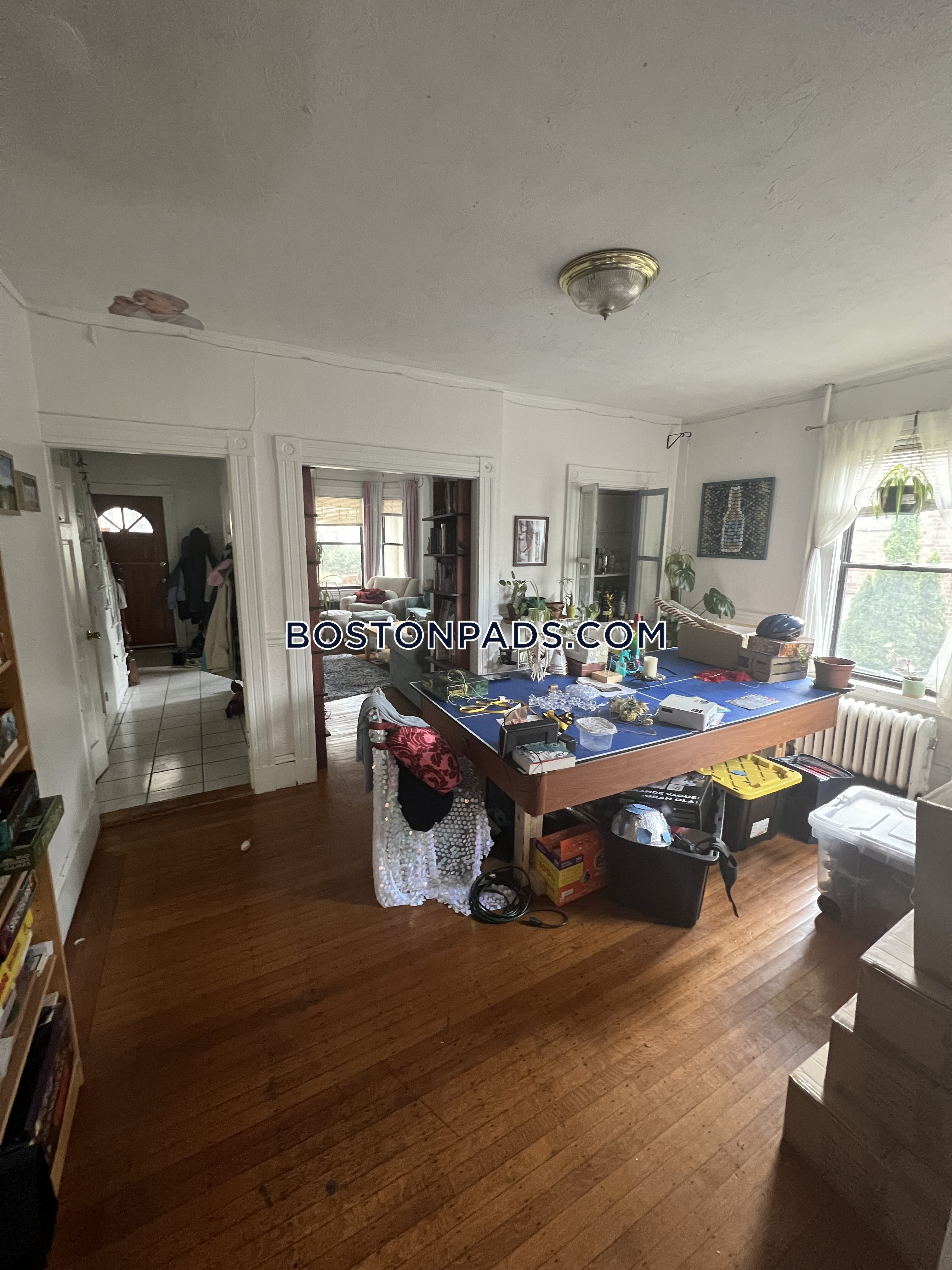 303 Summit Ave, Brighton