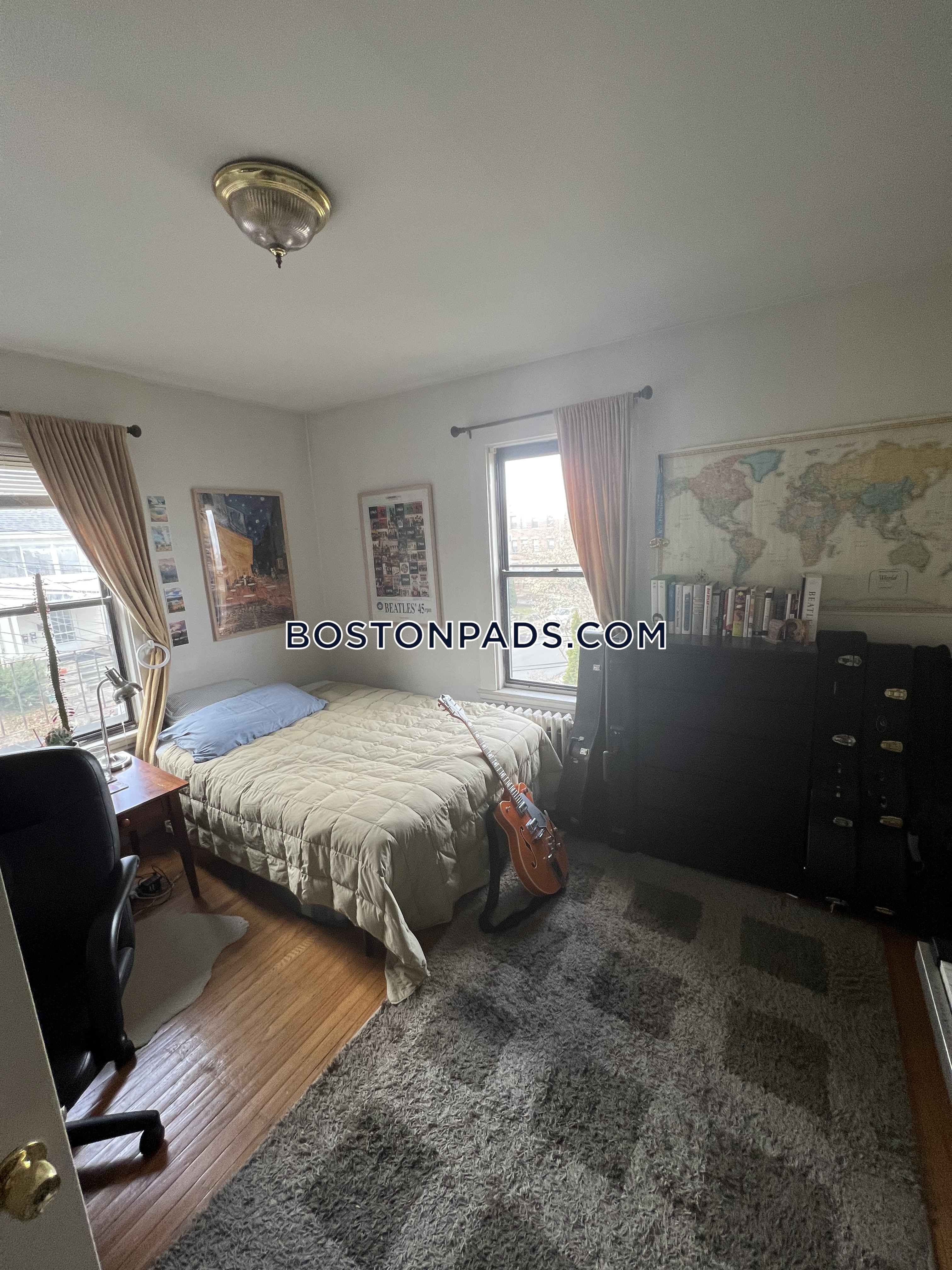 303 Summit Ave, Brighton