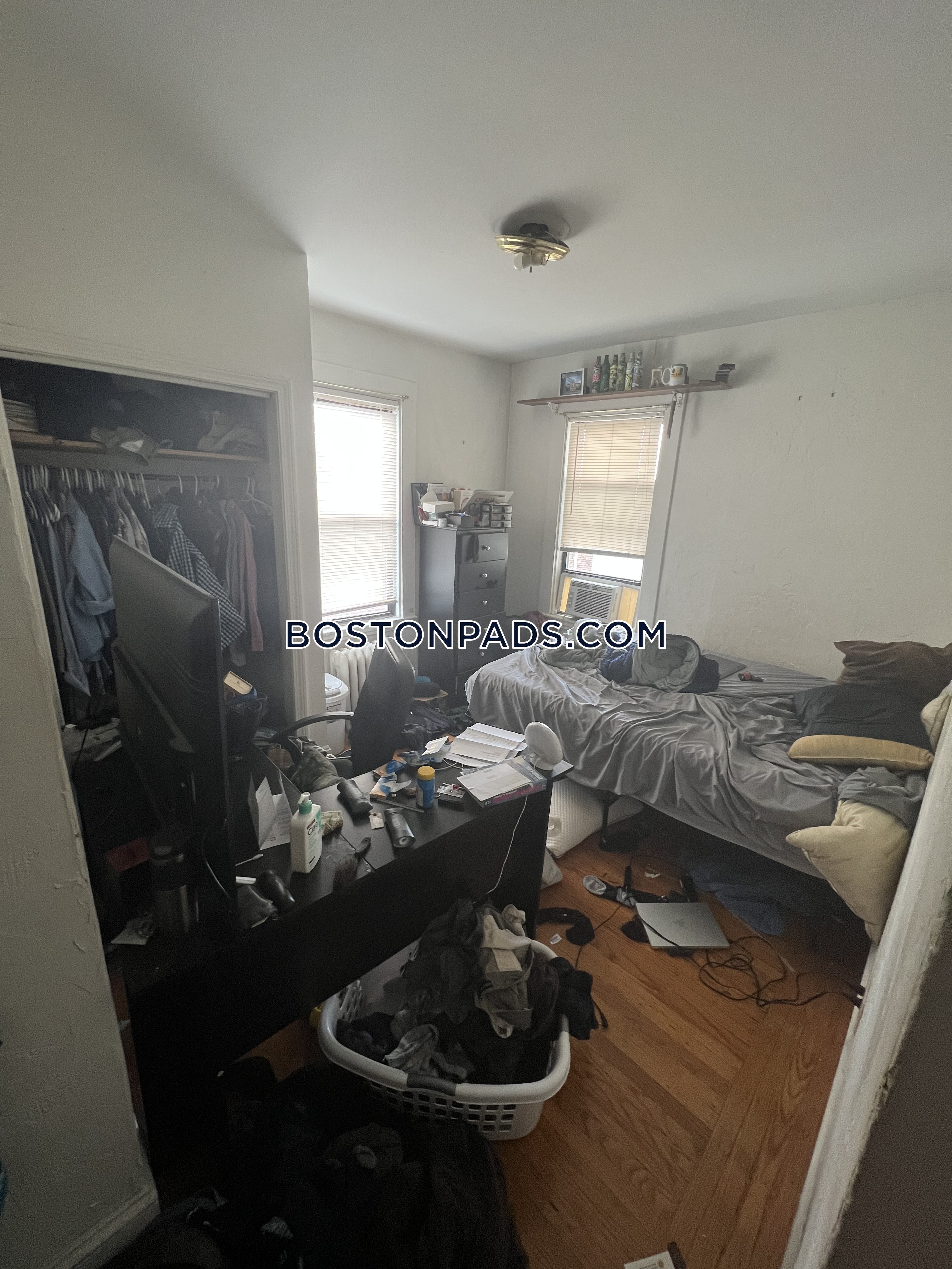 303 Summit Ave, Brighton