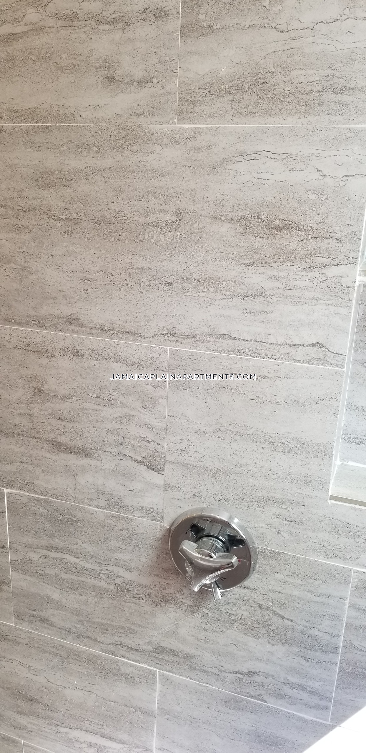 11 Rosemary St, Jamaica Plain